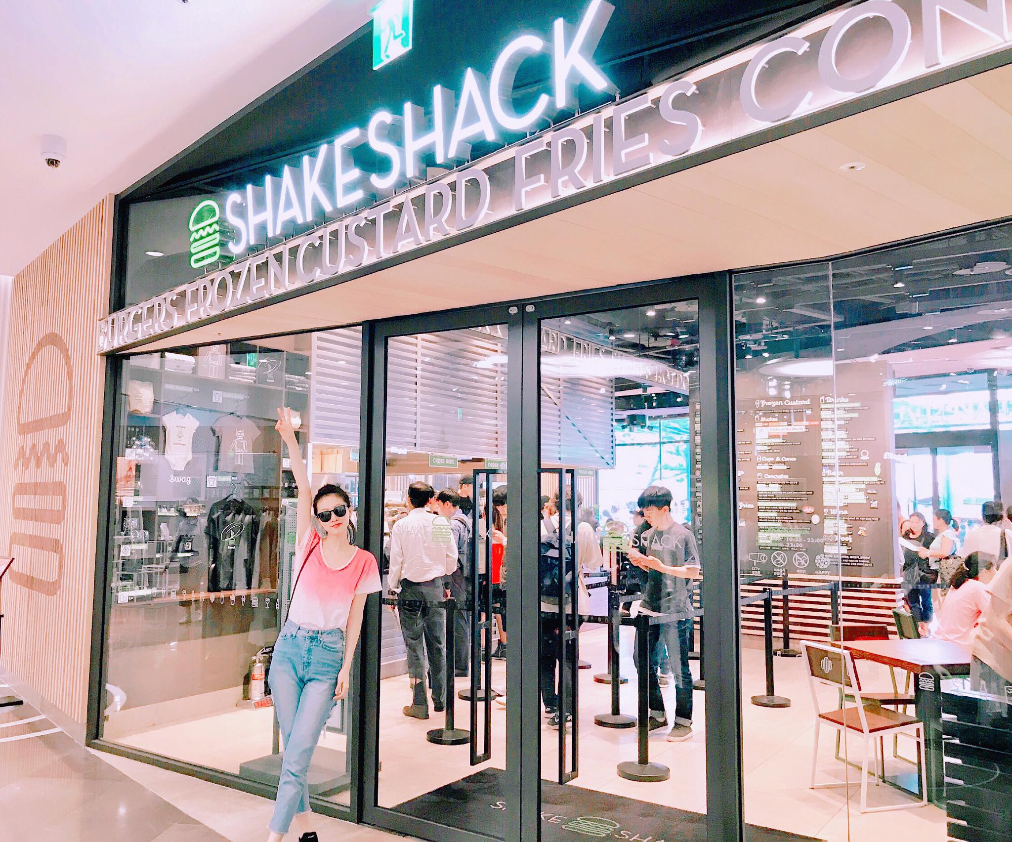 在東大門也可以吃到Shake Shack啦🍔😍😍😍... - Michelle's Room 林立雯 | Facebook