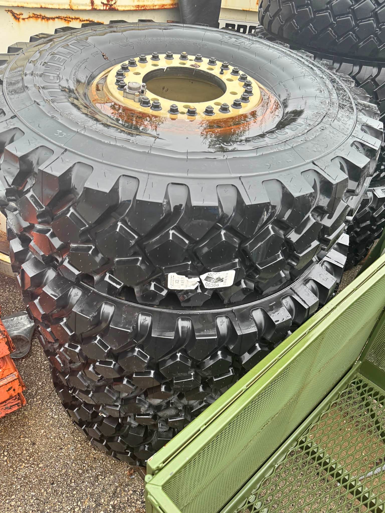 Michelin tire 395/85 R20 XZL - Car Wheels, Tires & Parts - Crest Hill ...