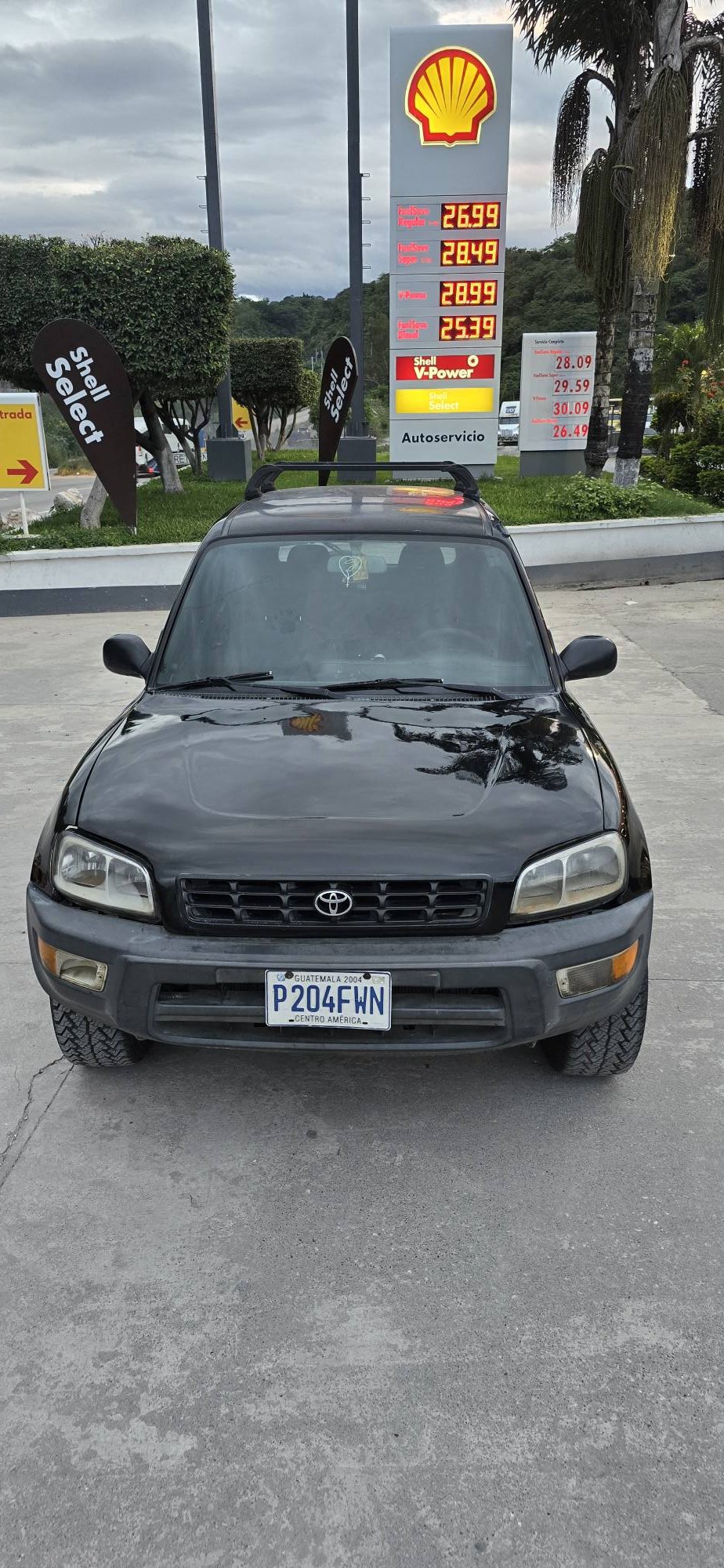 TOYOTA RAV AUTOMATICA 4X2 MODELO 98... motor 2.0 de 4 cilindros