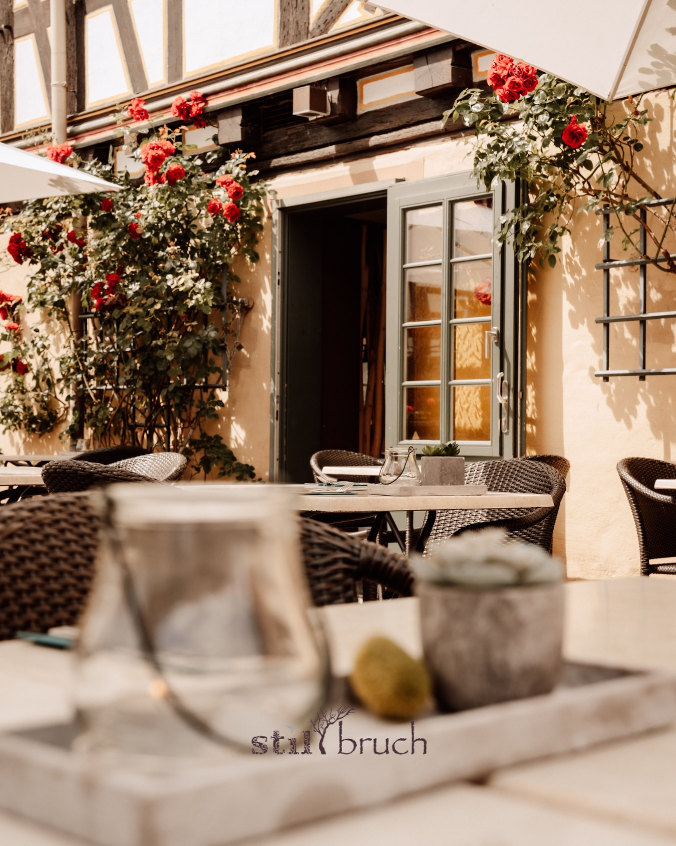 An schönen Tagen könnt ihr natürlich auf unserer schönen Terasse unseres Restaurants „stil I bruch“ eure Gerichte genießen!☀️⛱️ 🕚Öffnungszeiten Restaurant „stil I bruch“: Mo-Fr 17:00-23:00 Uhr Sa, So