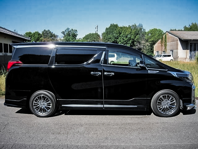 2019 Toyota Alphard 4WD – Ready For Import! Color: Black Mileage