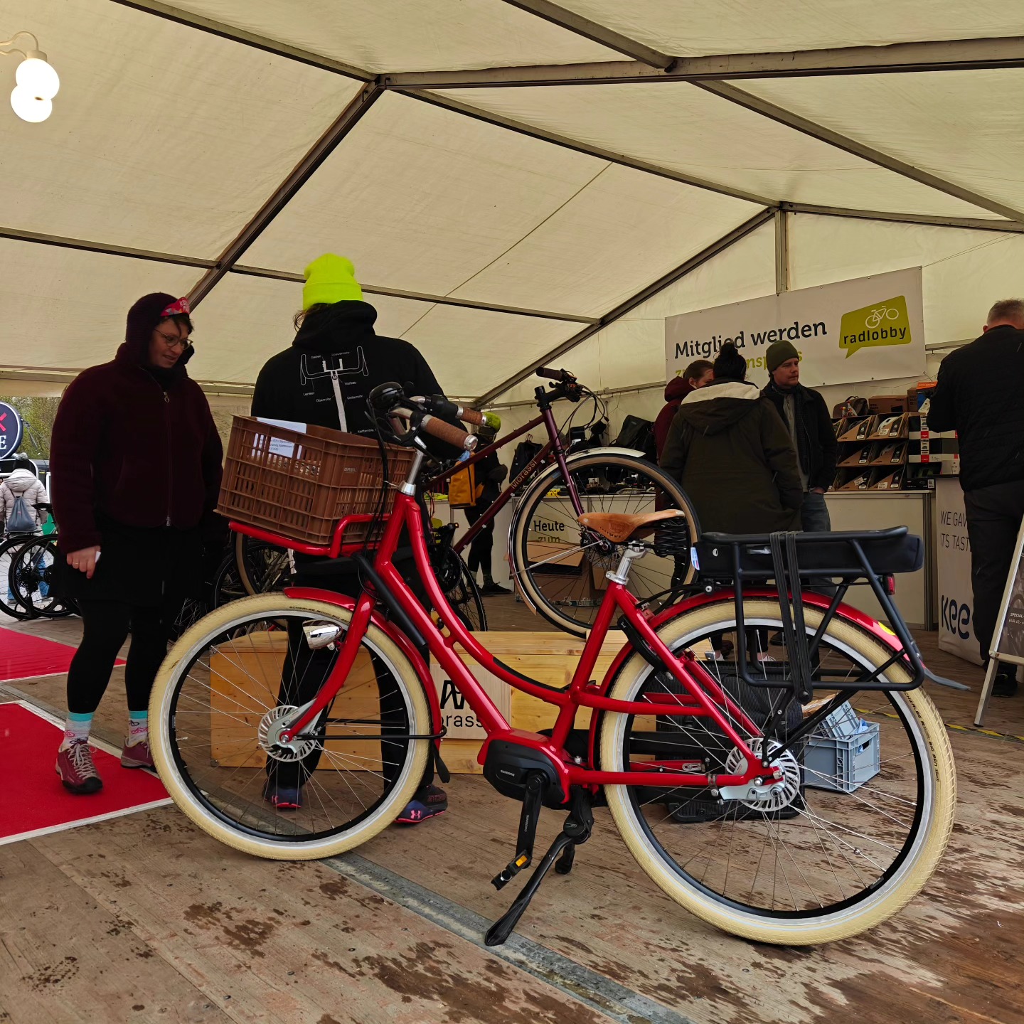 e bike urban bike Urban+ eBike Matte Black – Reid Bikes Ltd 🚨 GIVEAWAY!!! 🚨 In Category:Rennradhelme Größe wählen:Größe M (18-20cm) Built for daily commuting
