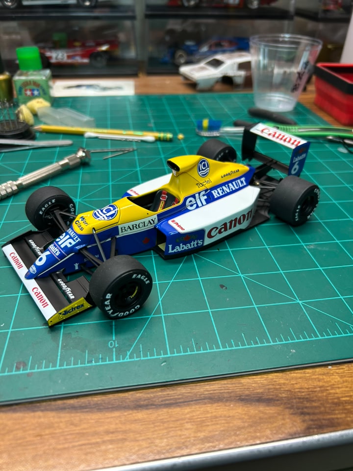 Studio 27 decals for Williams FW13B model car
