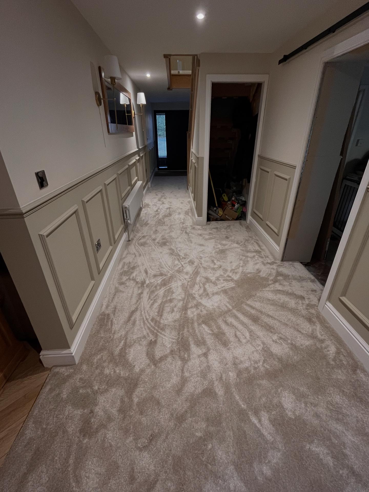 S W Carpets | Swindon Village