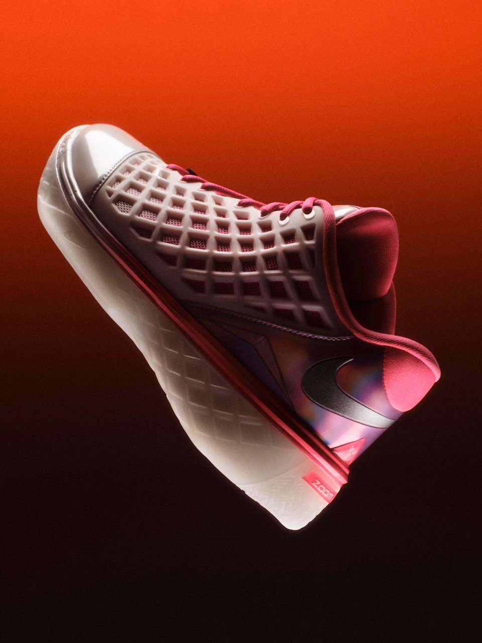Right for the game's brightest stars. The Kobe 3 “Sail and Hot