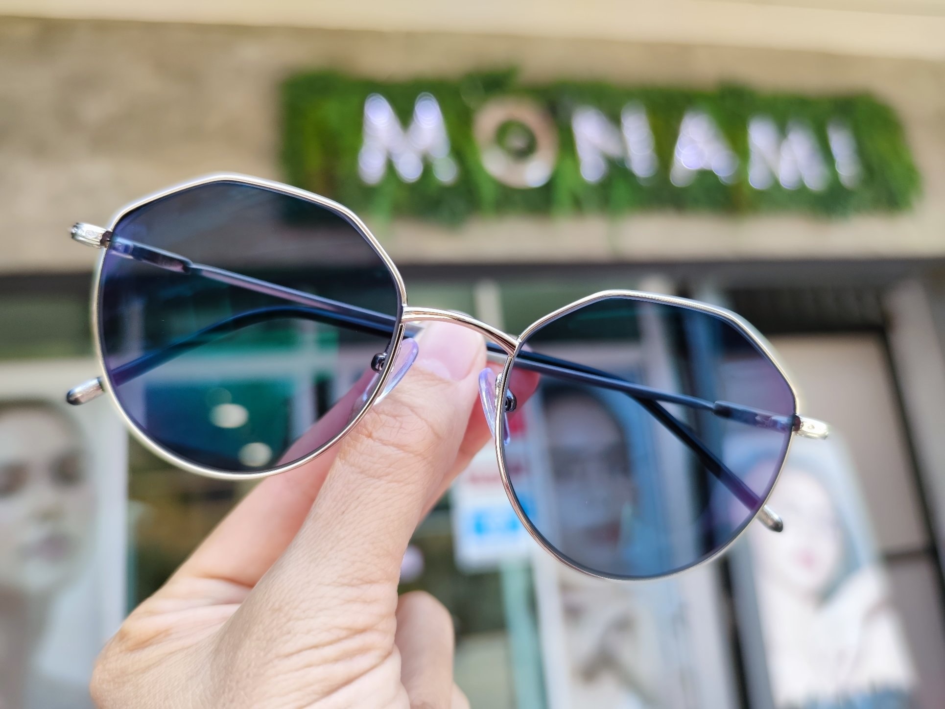 🎉ส่ง... - Monami Optic ศูนย์แว่นตา+เลนส์โปรเกรสซีฟ สมุทรปราการ | Facebook