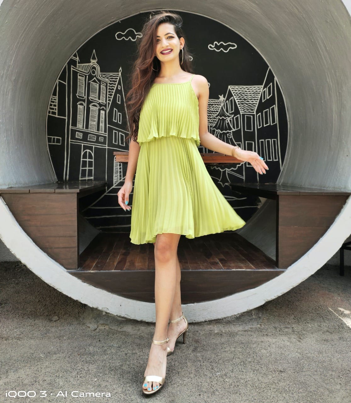 iQOO - Myntra x iQOO Myntra’s exquisite fashion...