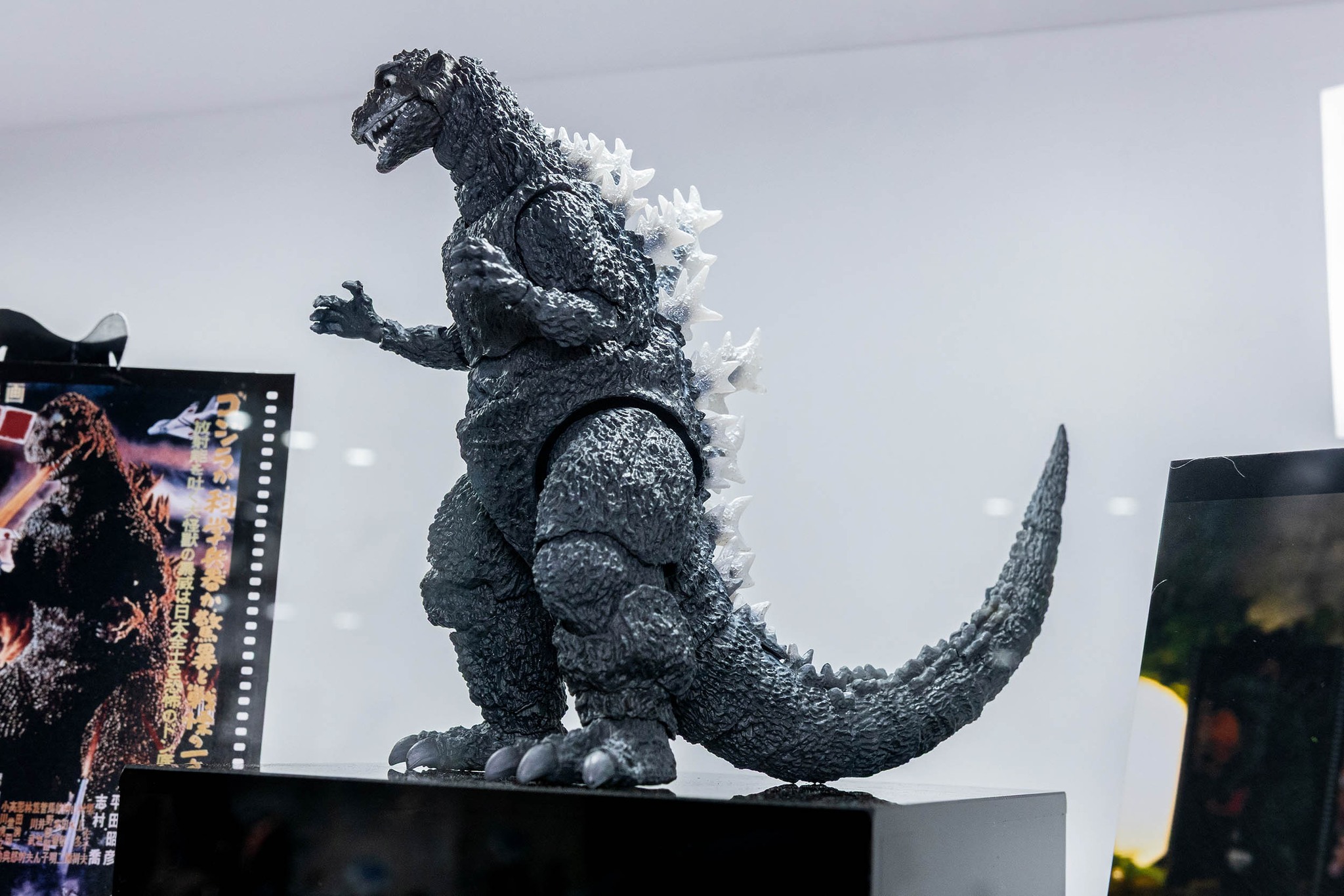 SDCC 2025 S.H.MonsterArts Godzilla (1954) -Movie Graphic Plus