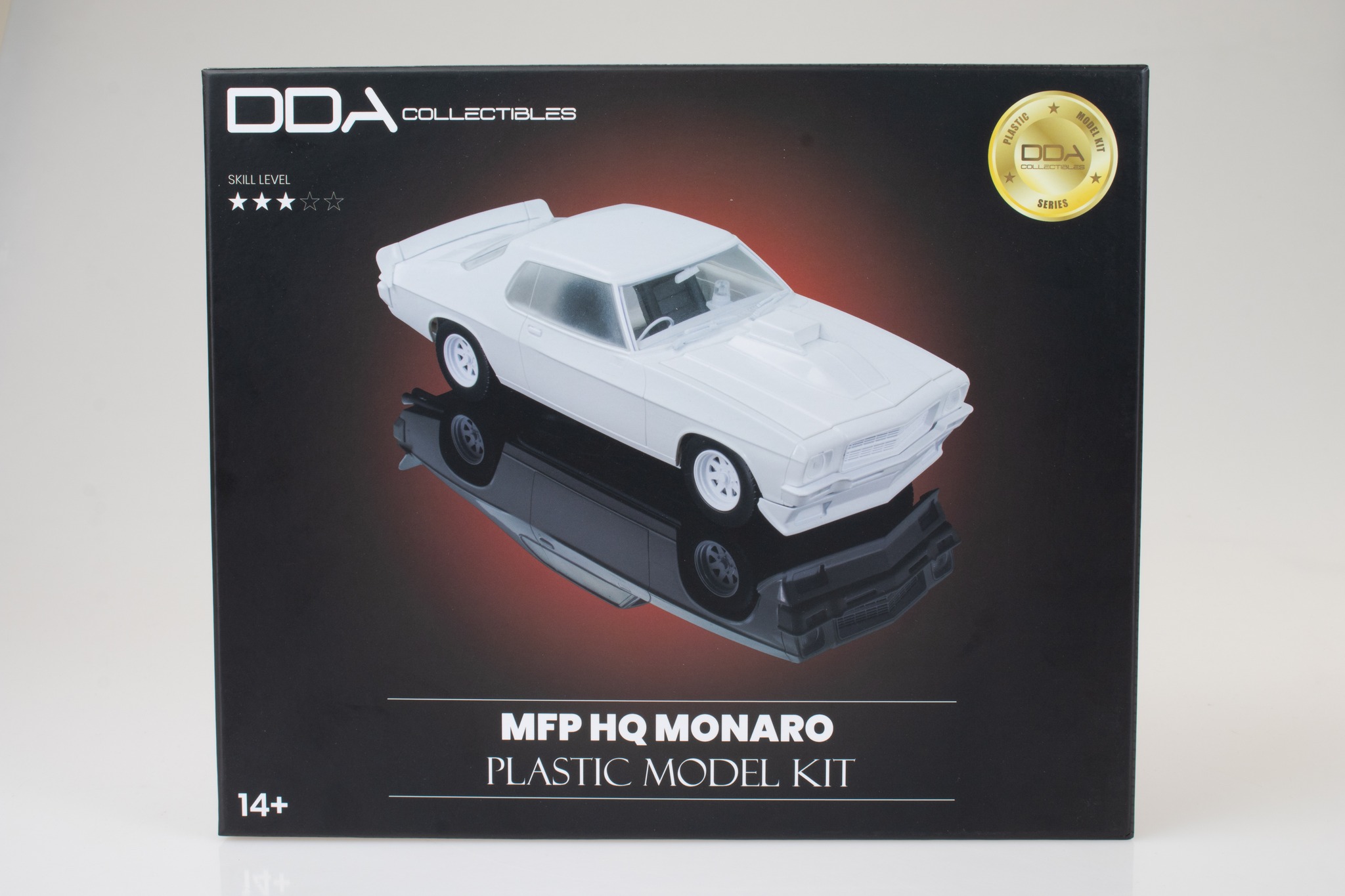 1:18 UNDAMAGED RESIN MFP NIGHTRIDER HQ MONARO BY ACE MODELS IN