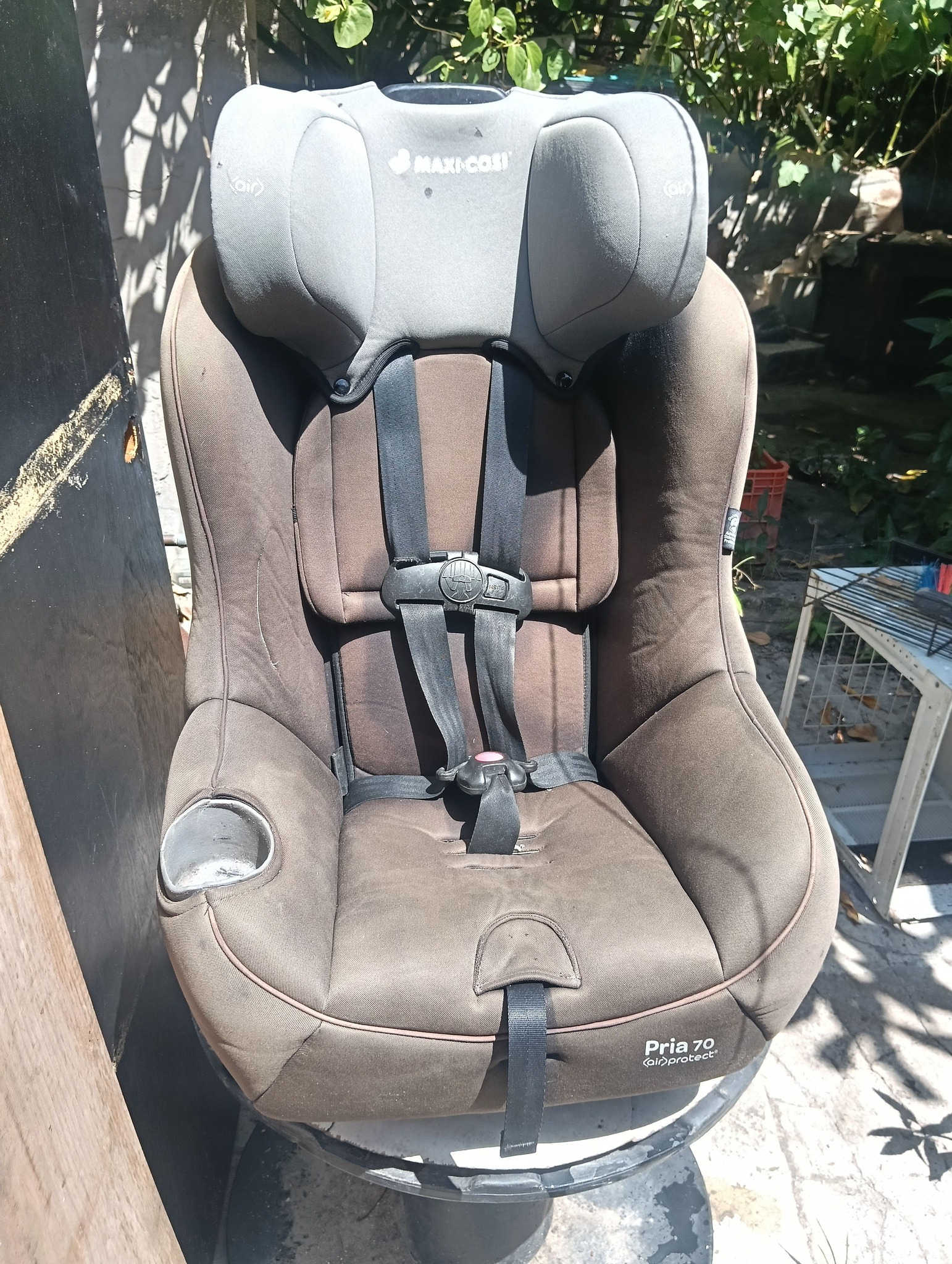 jogging stroller comparison chart BOB Alterrain Pro w/Handbrake Silver Hearts Mini Backpack FRY The stroller easily folds Size:Small (D#NQNXD49)