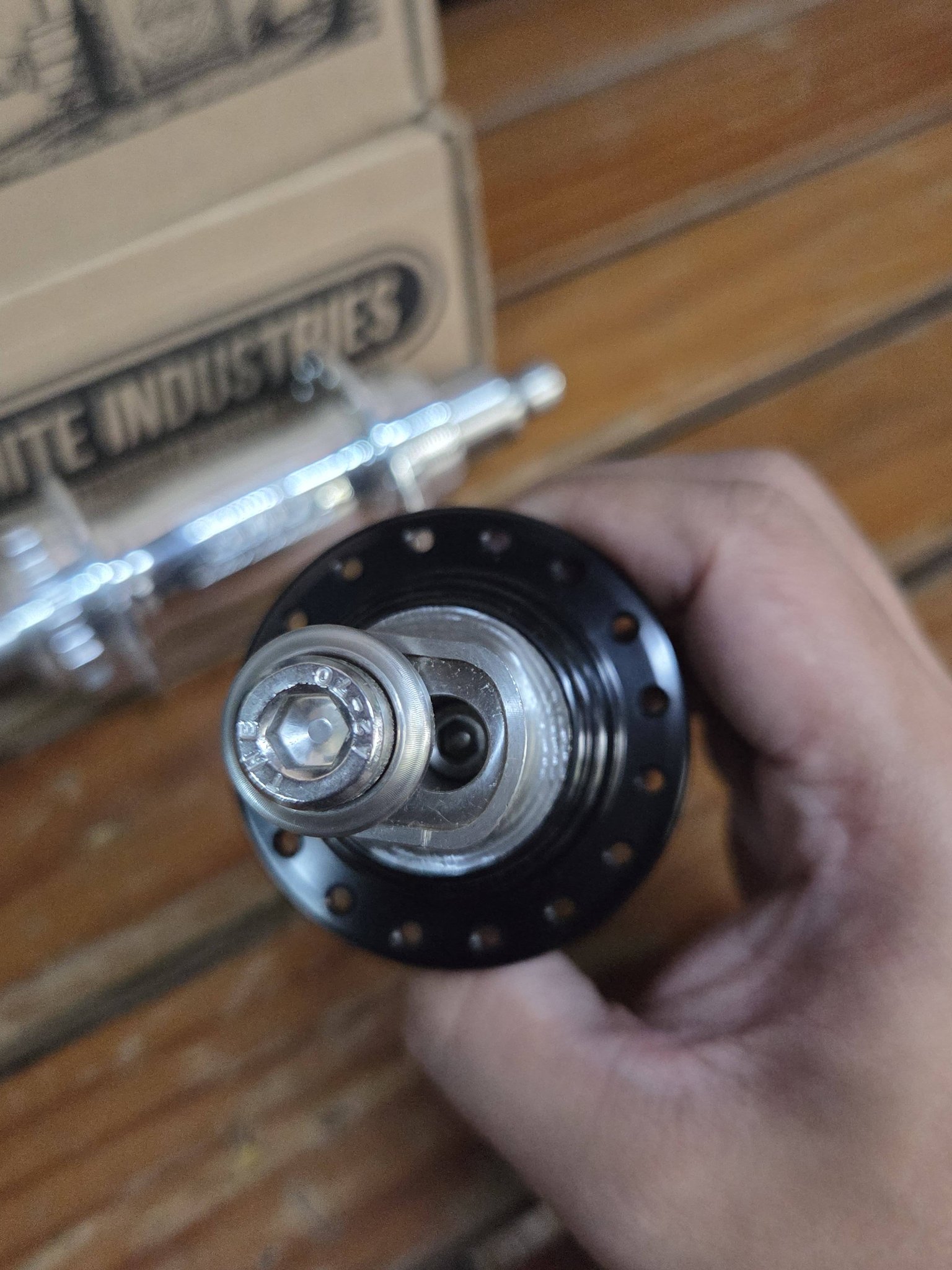 White Industries ENO Eccentric Flip Flop Rear Hub Black and Silver
