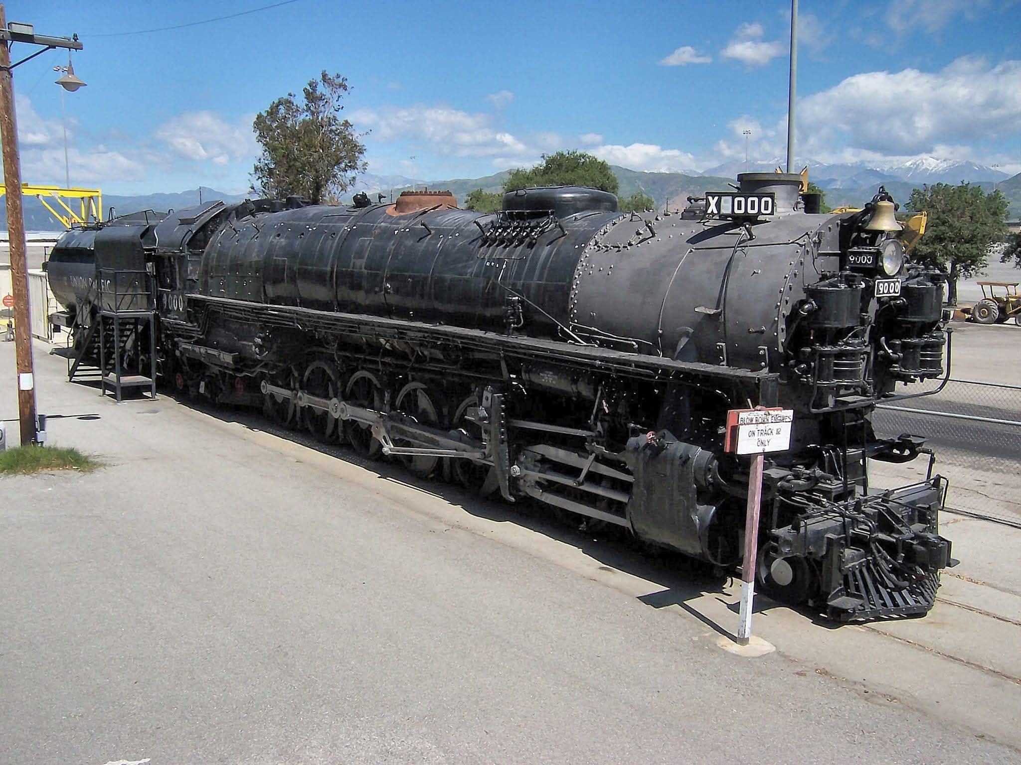 S.T.E.A.M. | Union Pacific class 9000 the only Union Pacific 4-12-2 ...