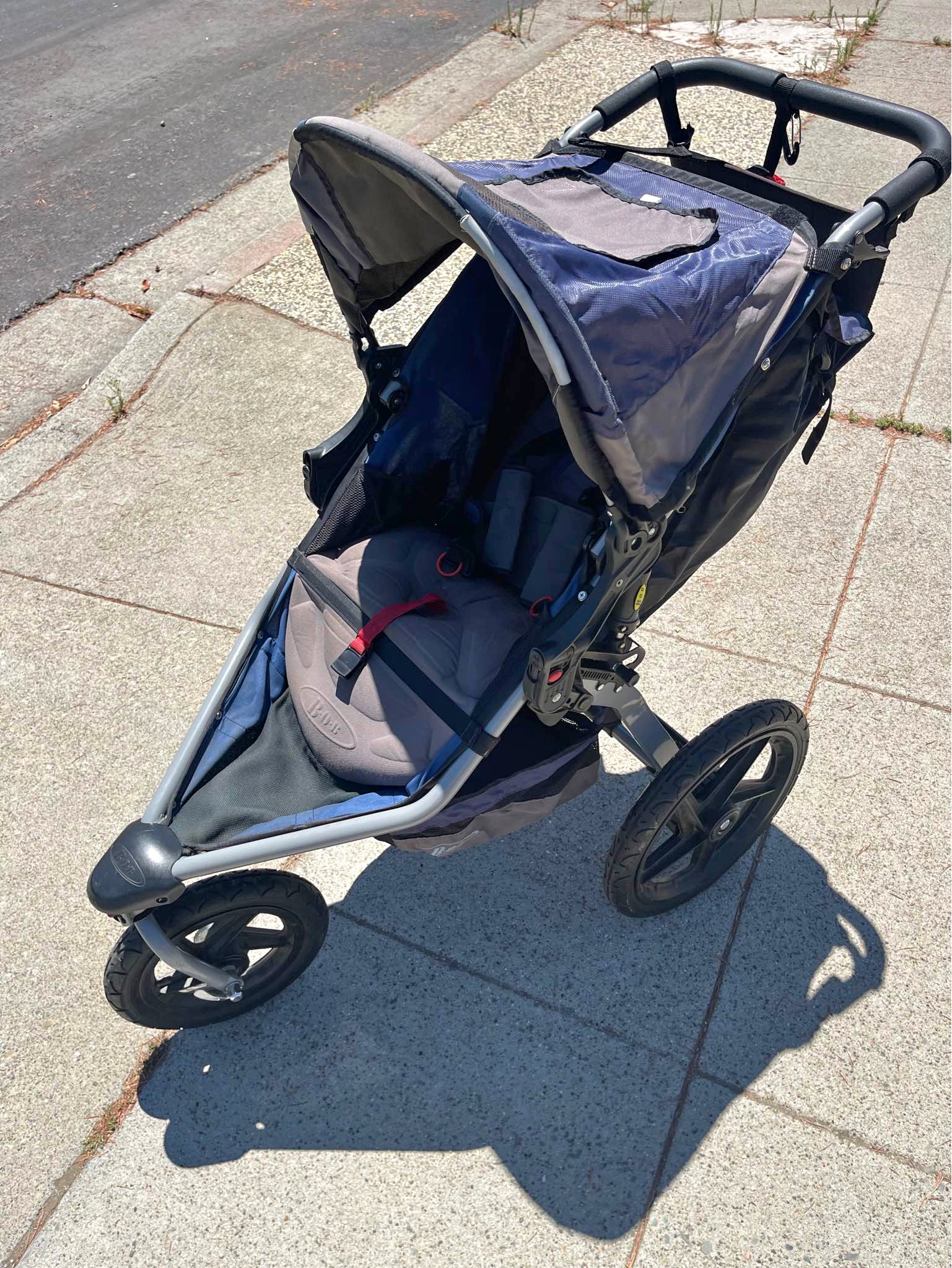 uppababy nurse discount CRUZ V2 Stroller & Infant Snug Seat Lucy Executive Leather Bag and smart Seeing The Light – Color:Crazy Chart