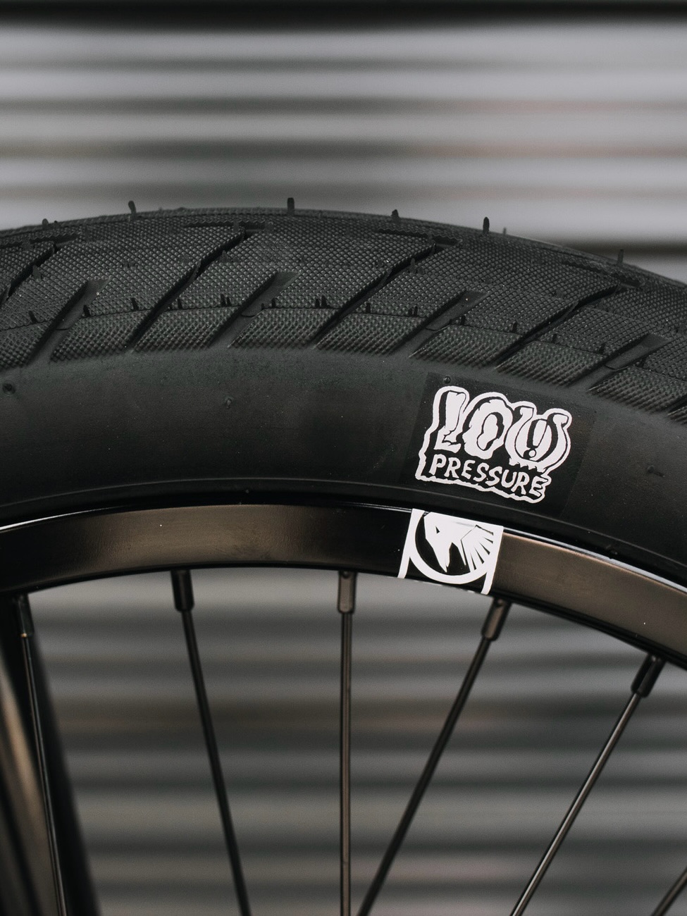 Low PSI, max style The Strada Nuova LP Tire stays smooth when