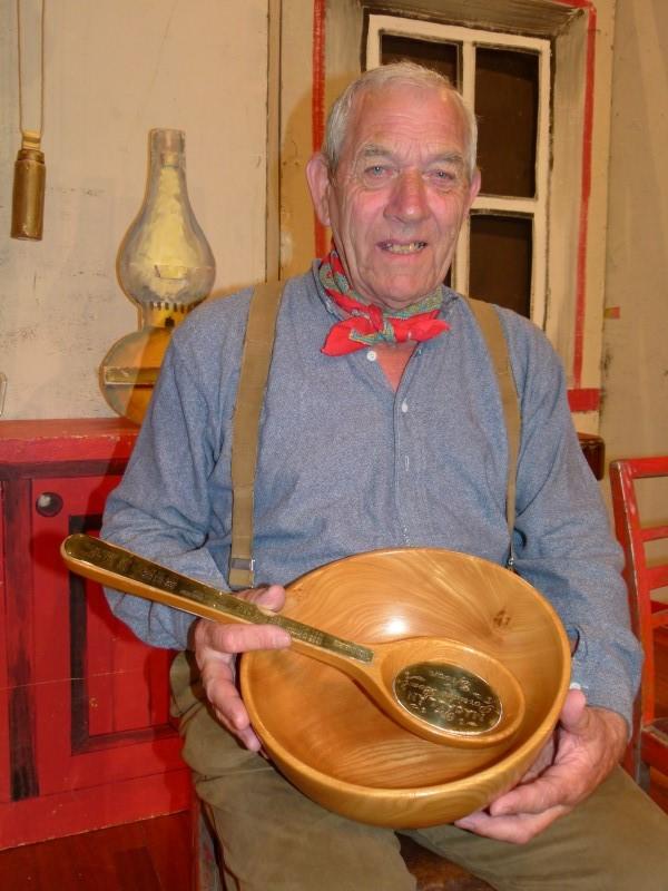 Congratulations to... - Falkland Traditional Music Festival