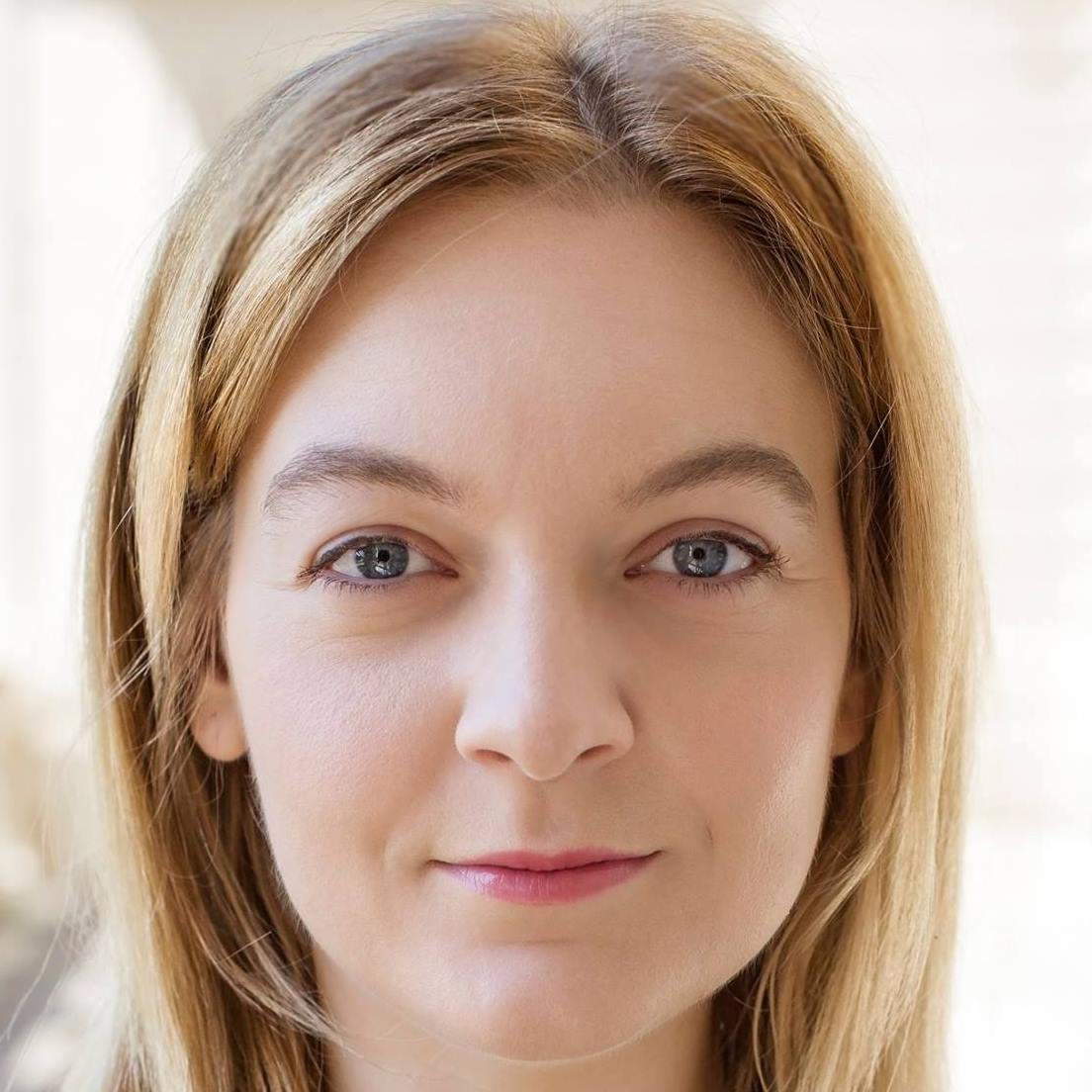 Eliza Roth