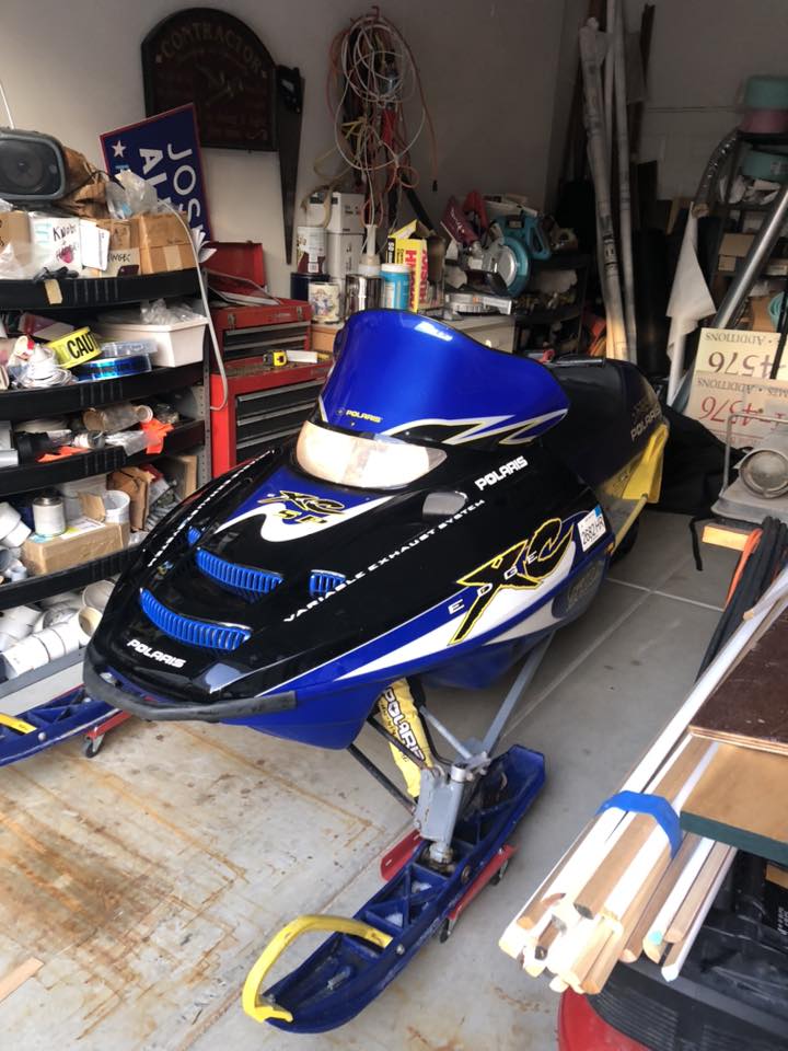 What is the rarity of the Polaris Edge 500 snowmobile in black and  
