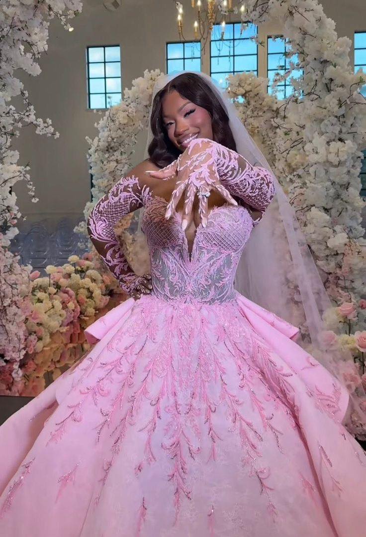 Hello Kitty wedding dress design