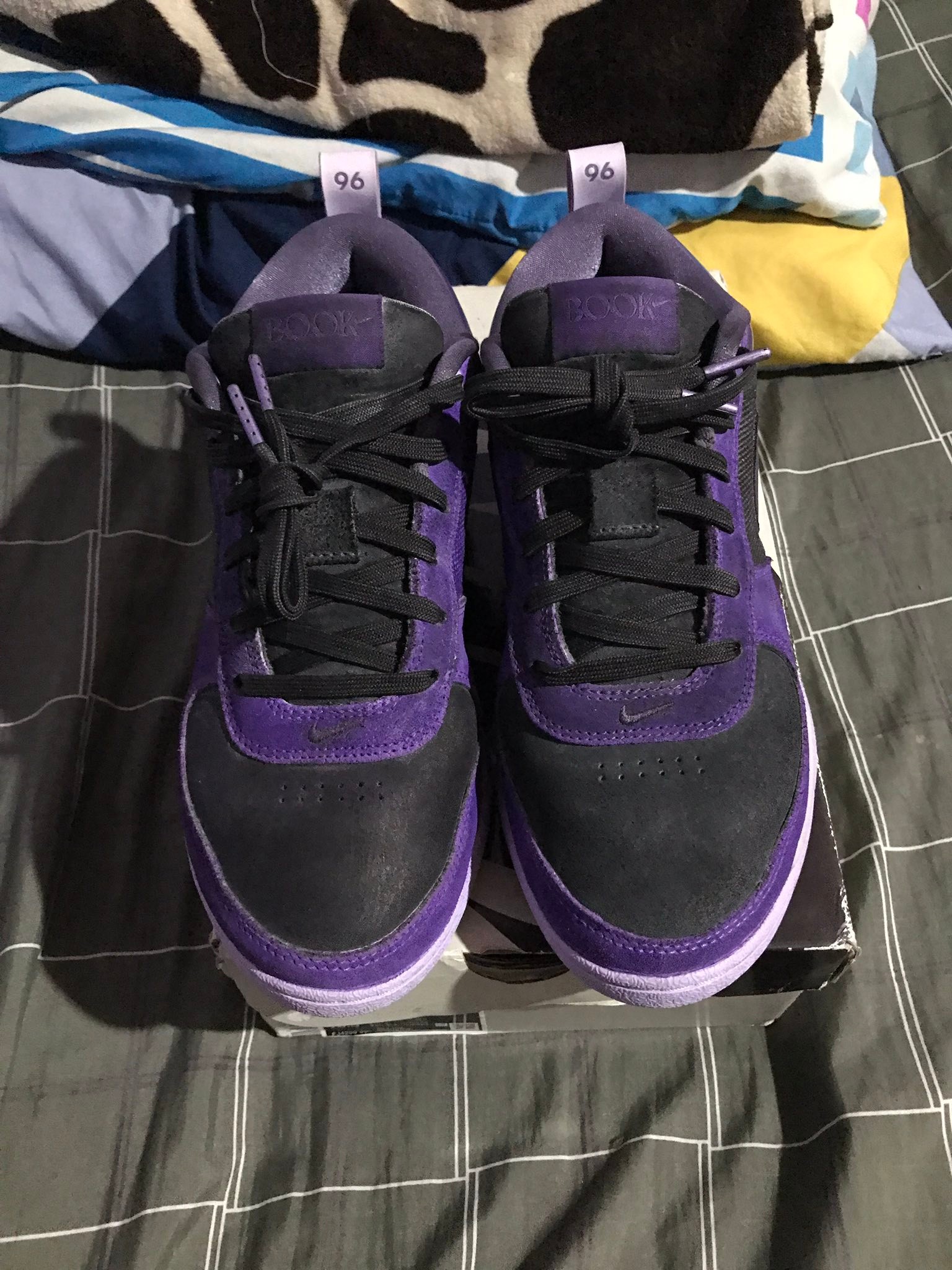 Selling barely used book 1 size 9 in Iloilo