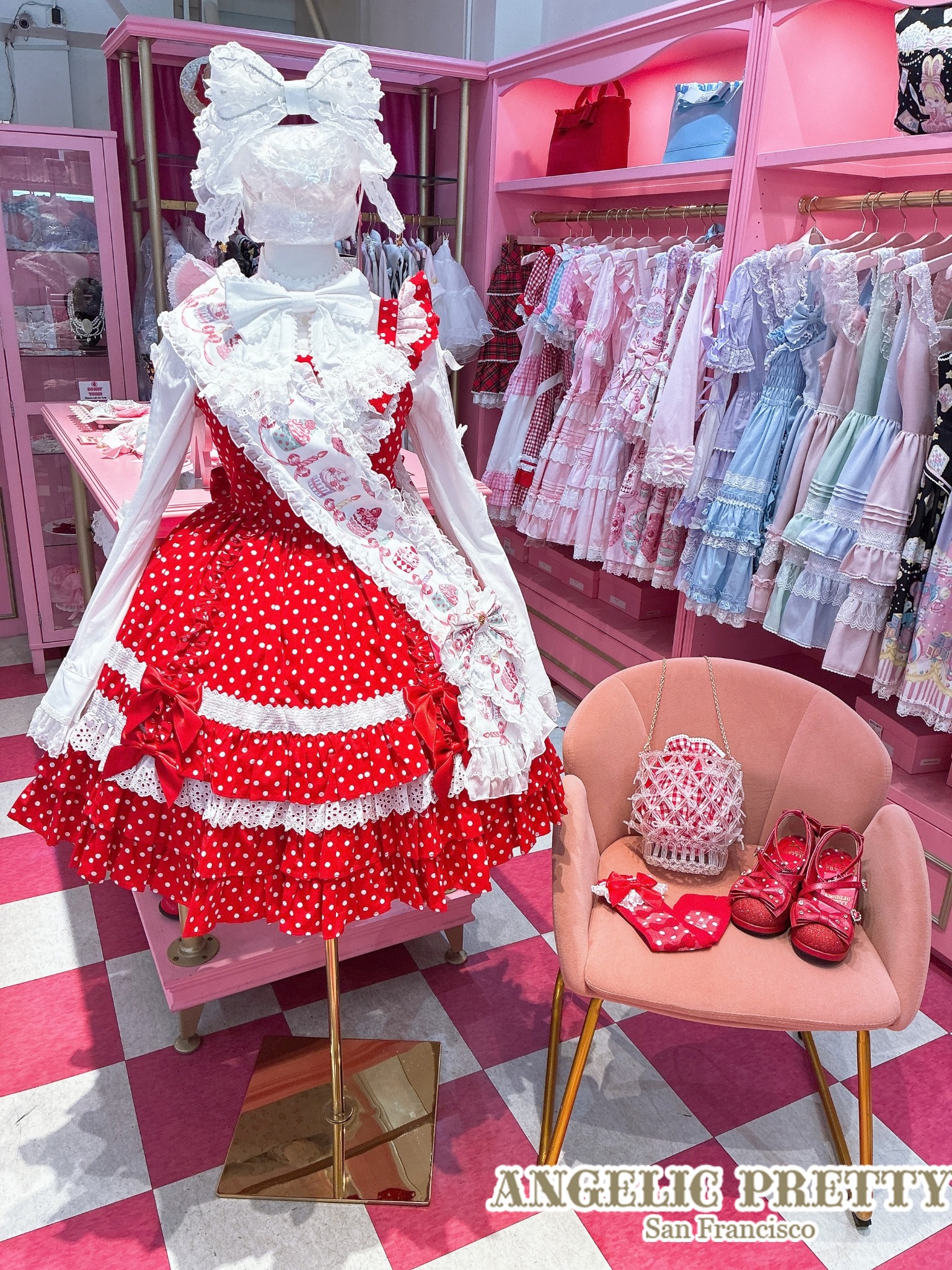 Angelic - Hello everyone~ Today's coordinate is inspired by a