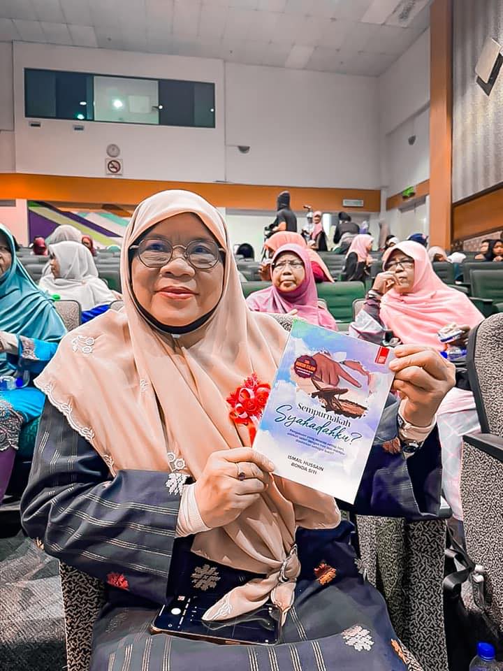 Pusat Kajian Dakwah... - Pusat Kajian Dakwah dan Kepimpinan