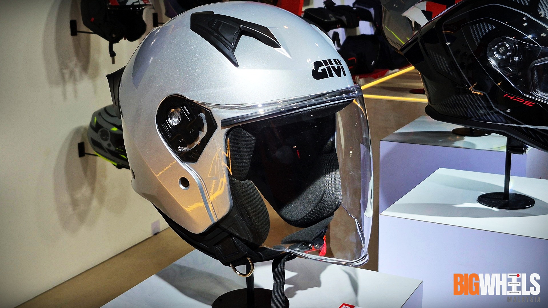 bike helmet malaysia Geometric Children Full-Face Detachable  KSH Bicycles From RM195, GIVI's latest helmets