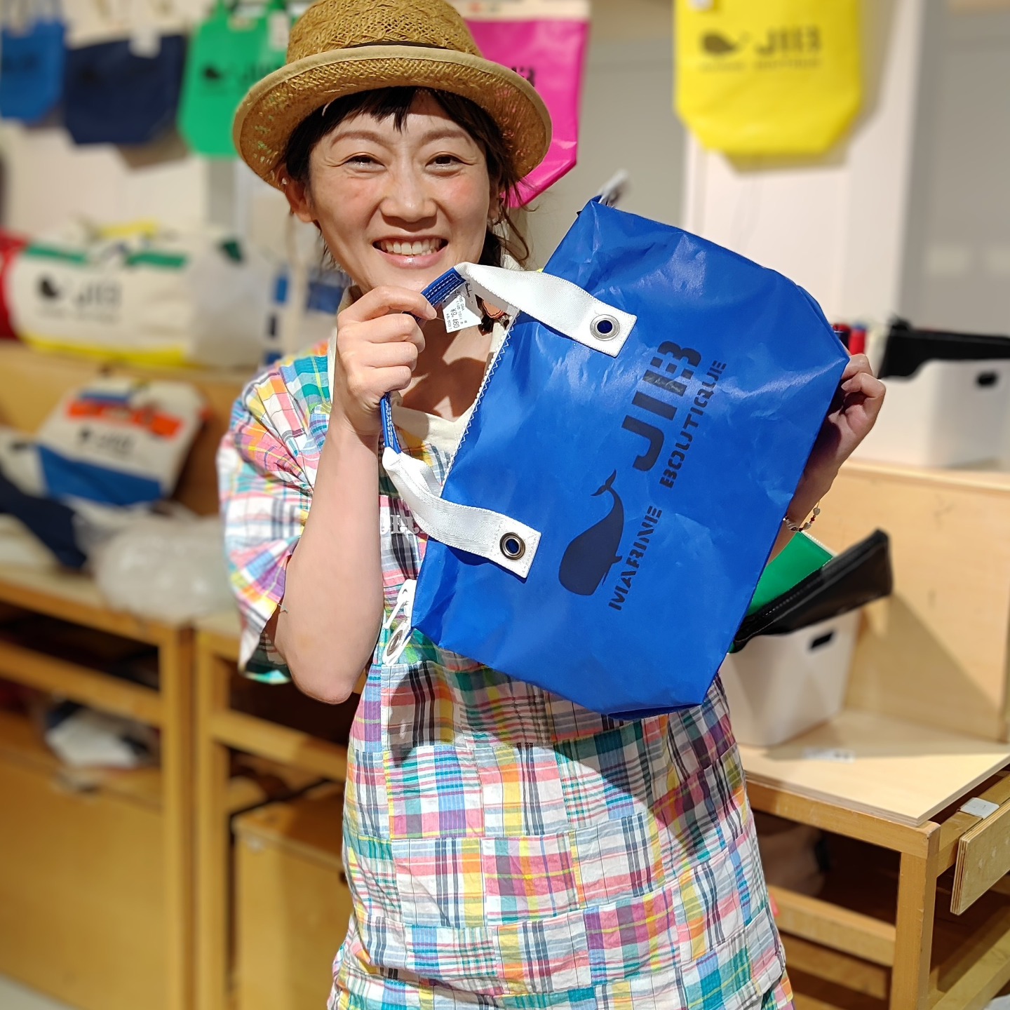 こんにちは♪ JIB西宮店です🐳 11月22日発売の47周年記念の6oz Roast