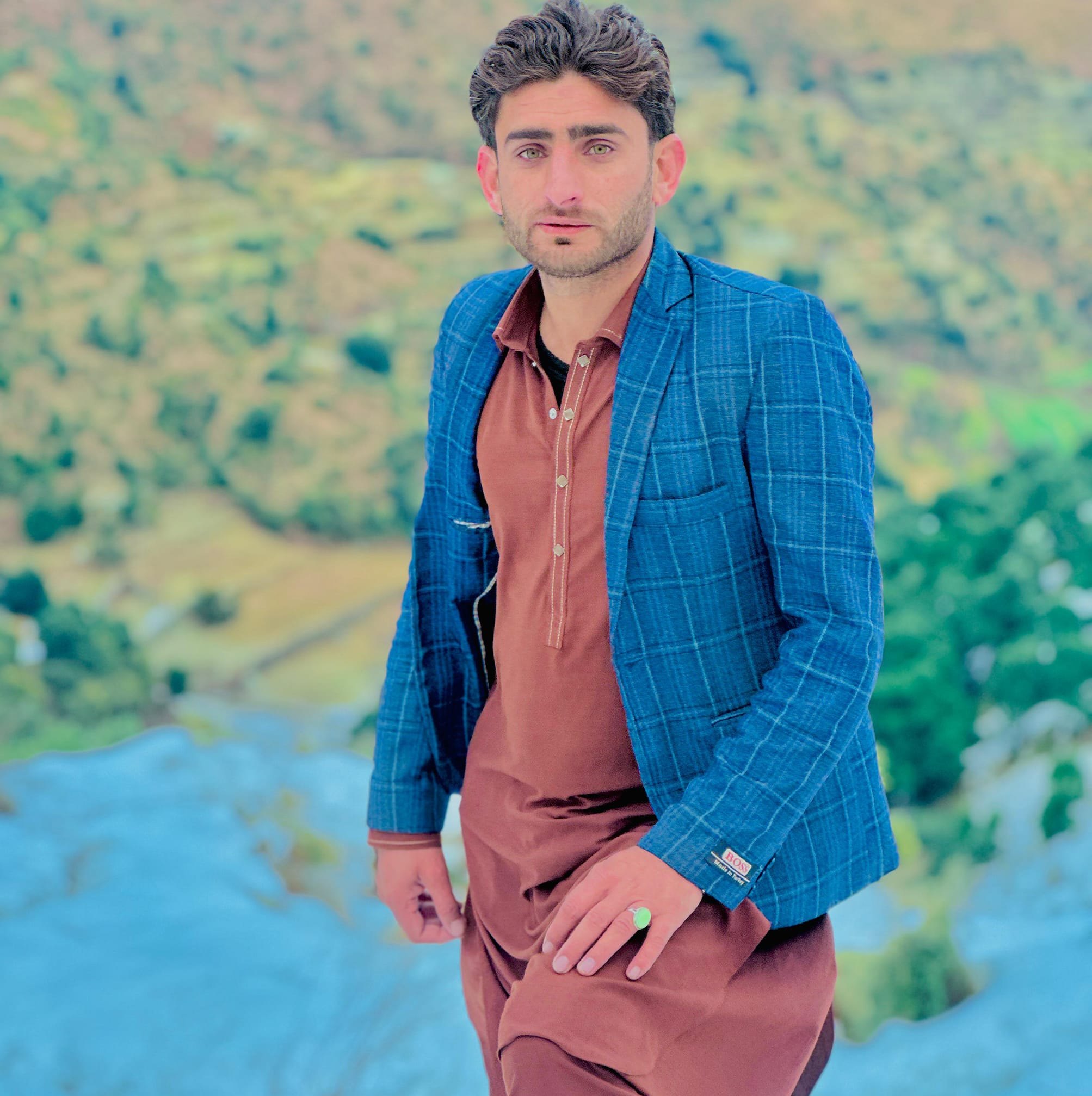 Luqman Khan kli ta rasha | Rafi Ullah Ihsan | Facebook