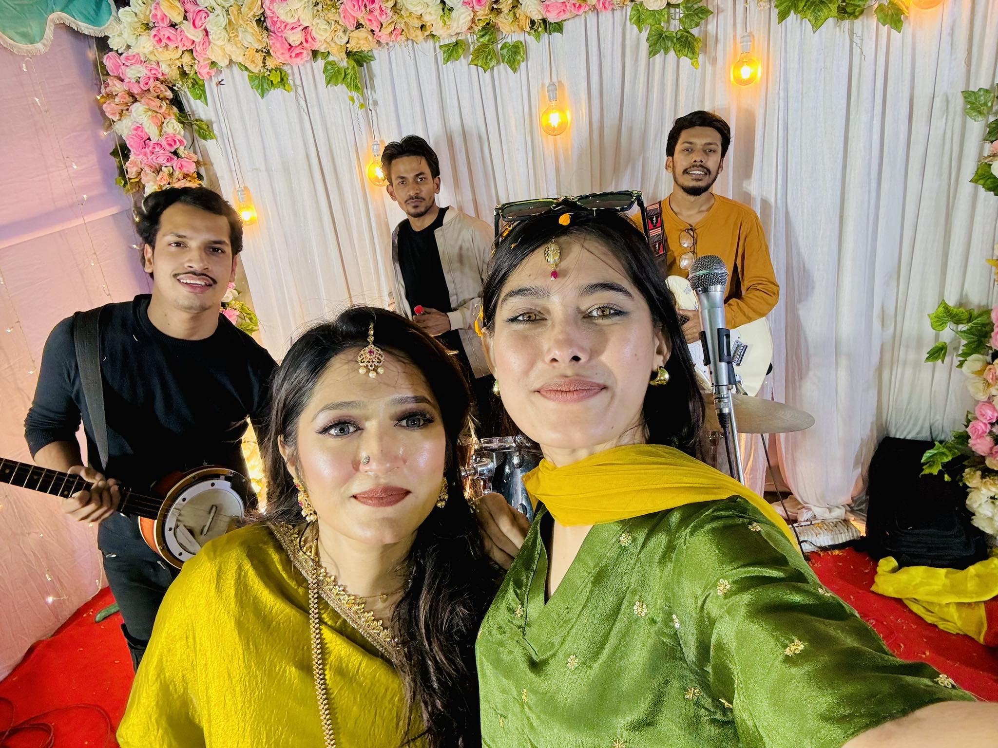 Nadia - Sanju Apu...Robi bhai....Siam....Yamin Bhai ️ | Facebook