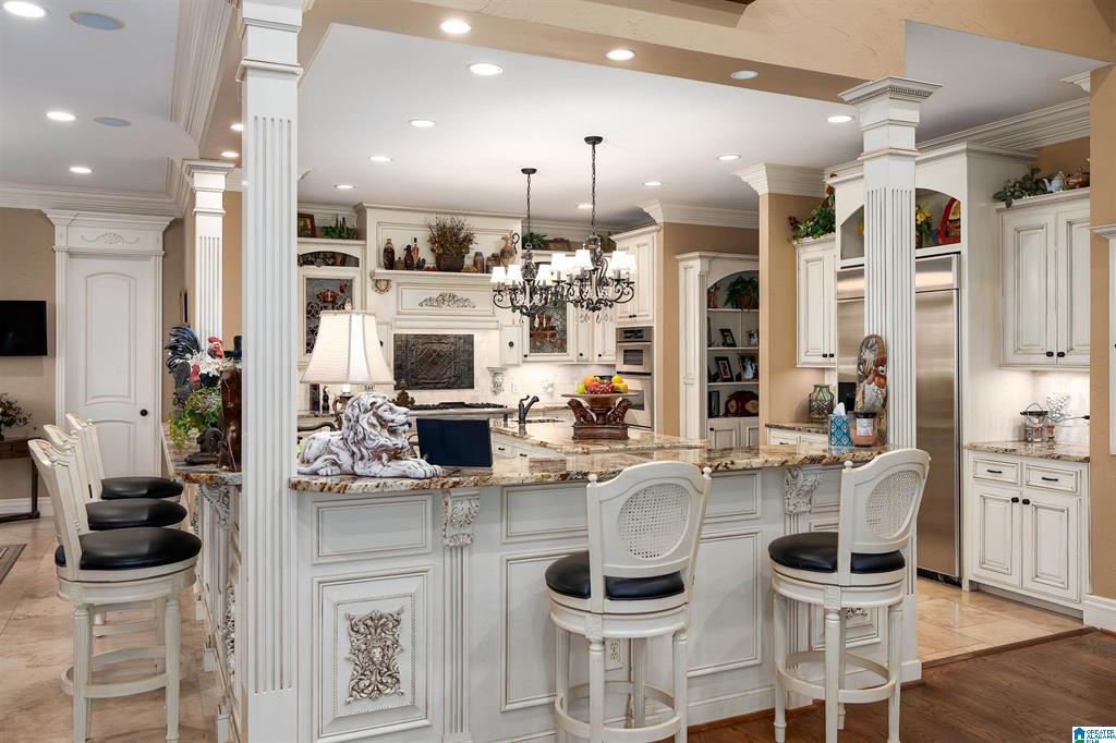 Julie Kim, Realtor at... - Julie Kim, Realtor at RealtySouth
