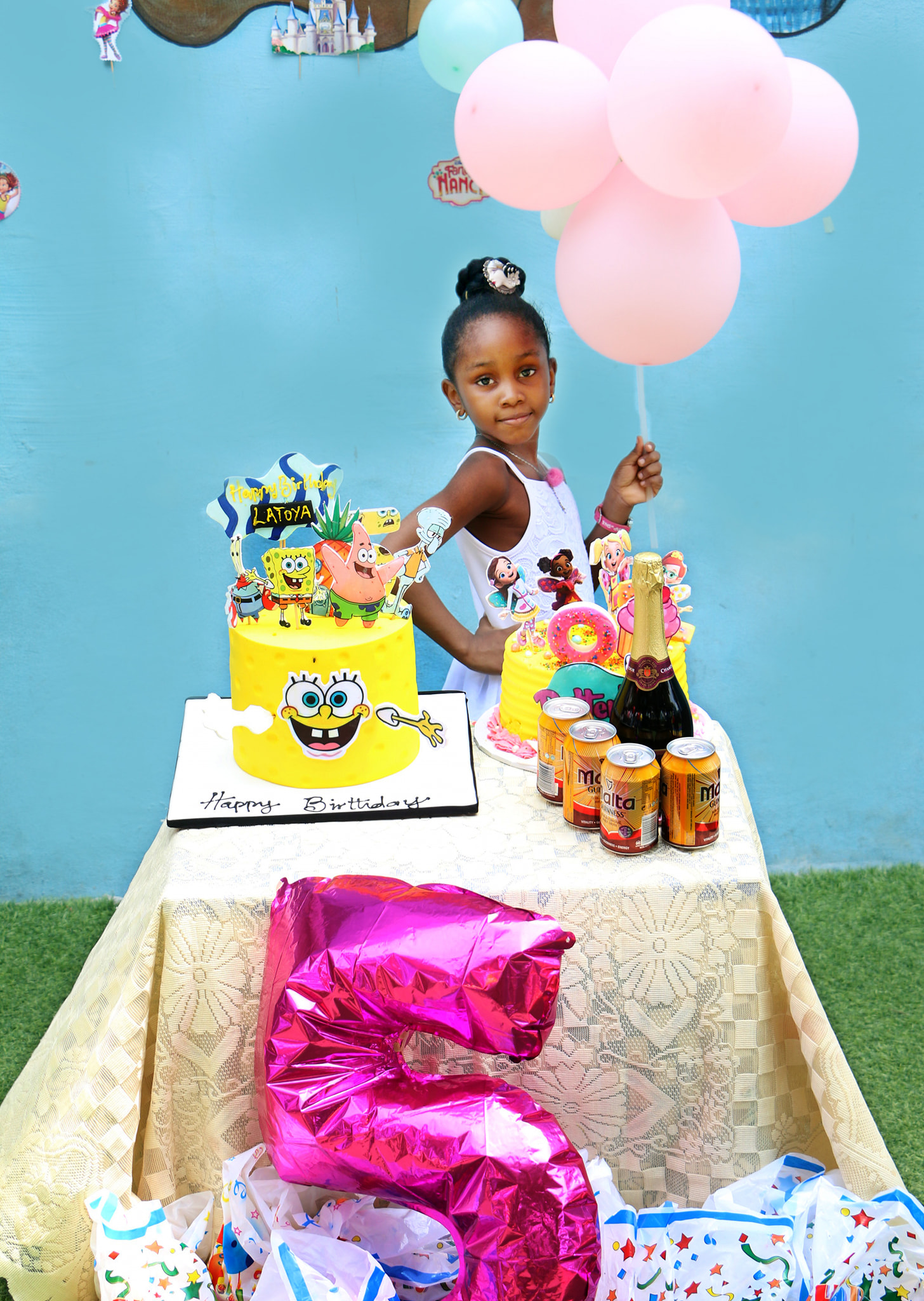 A very Happy... - De Basic Innovation School - Paradise Blue