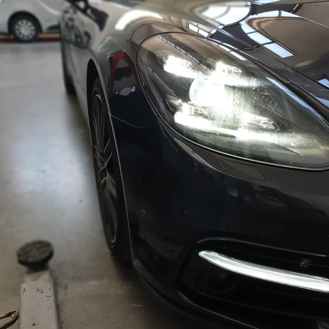 ZRS Motorsport - 🔥 Outside VS Inside 🔥 #ZRSmotorsport... | Facebook