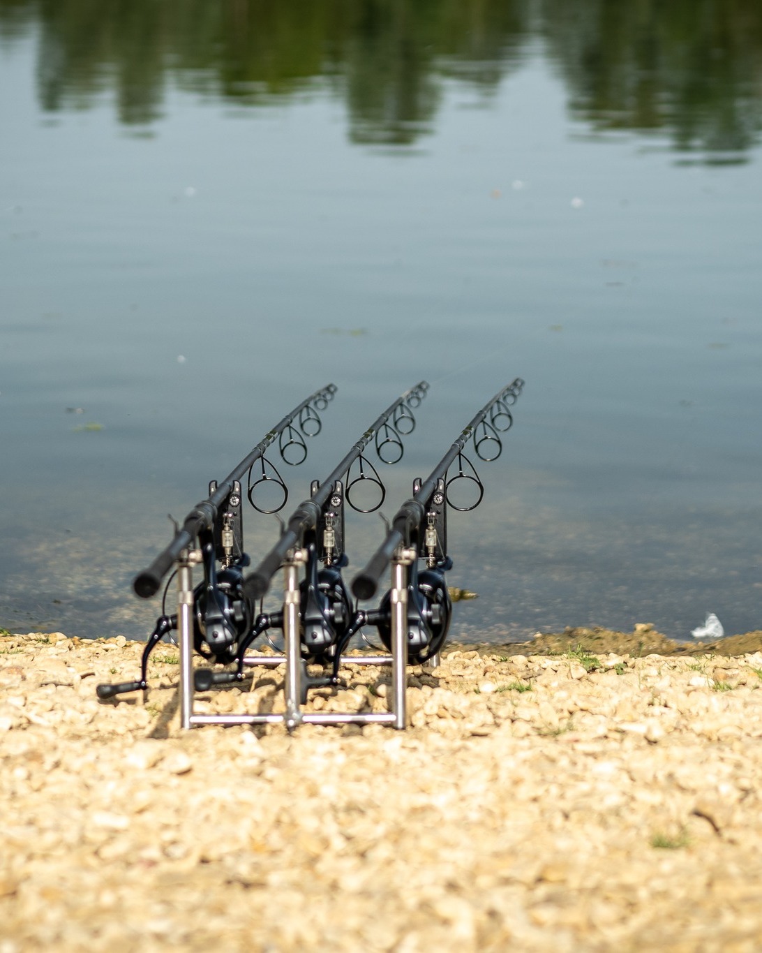 daiwa emblem pro carp fishing rod EMBLM1202MHFS Surf Spinning allowing extreme casting distances Daiwa EMBLM802MFS Emblem Pro Surf