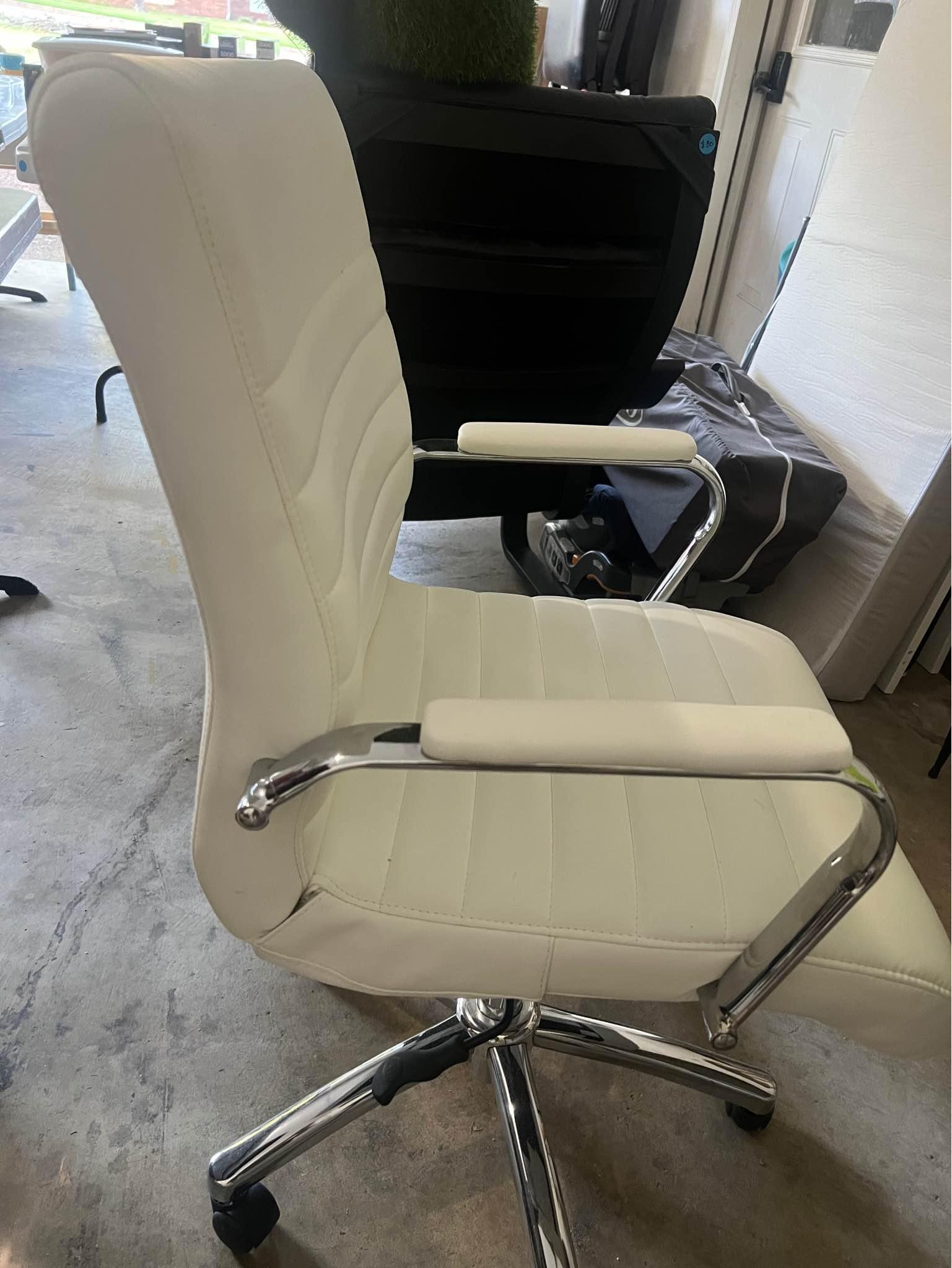 Office Depot White Office Chair Office Chairs Memphis, Tennessee