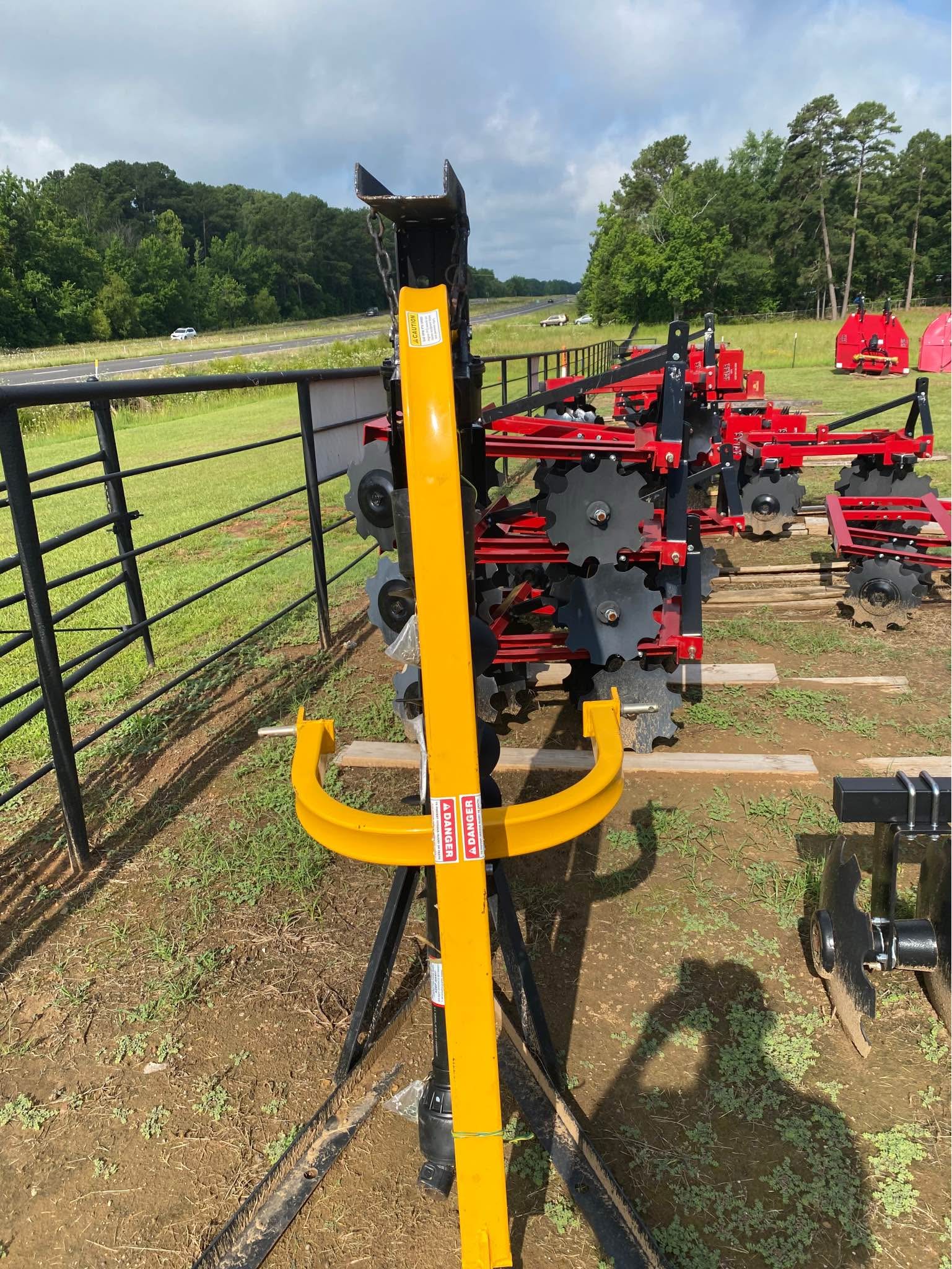 Heavy duty three-point post hole diggers - Outdoor Power Equipment ...