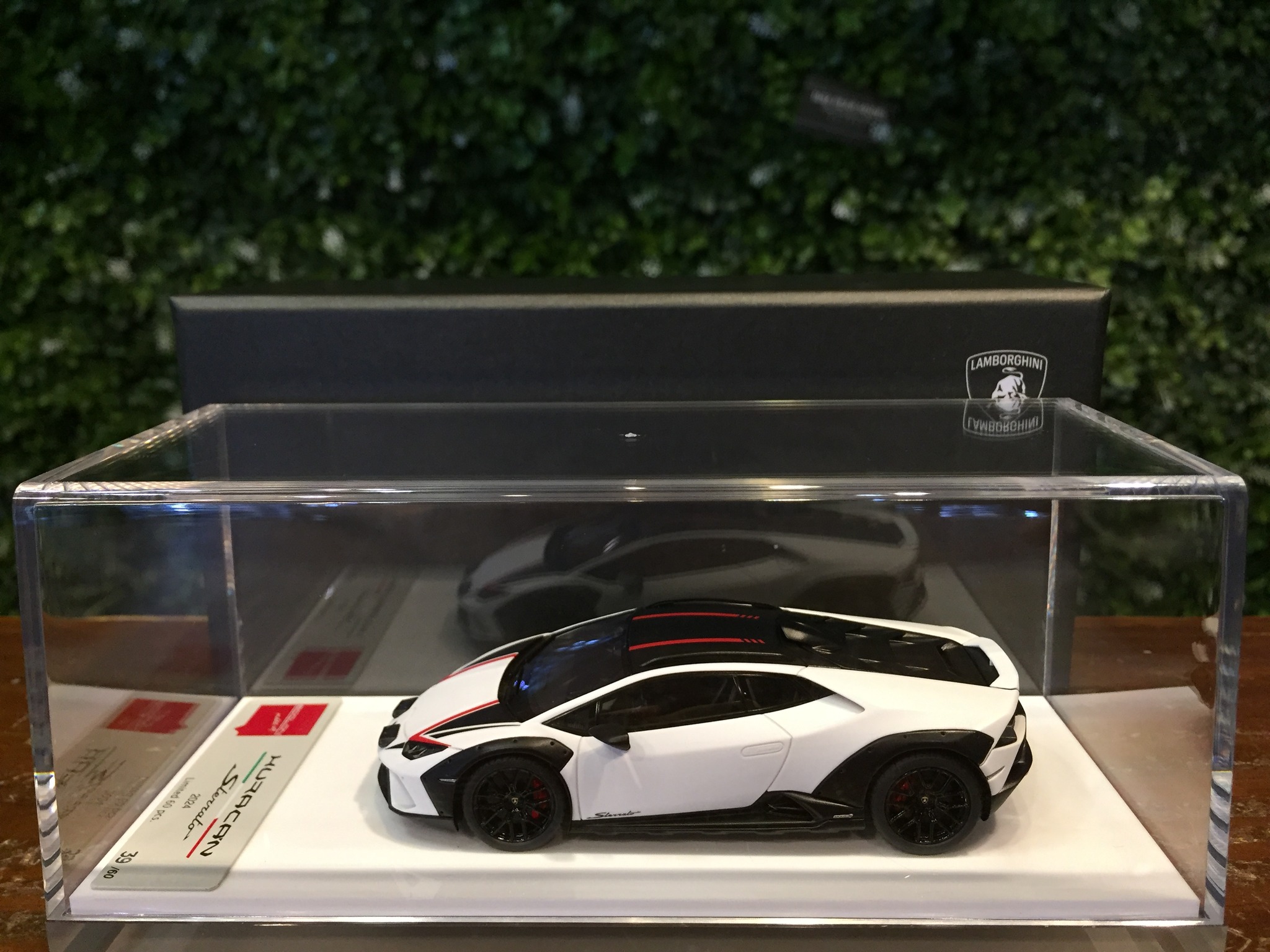 VIP Models 新品預購Preorder! 1/18 RWB Porsche 964 村上隆. ✨想更多 
