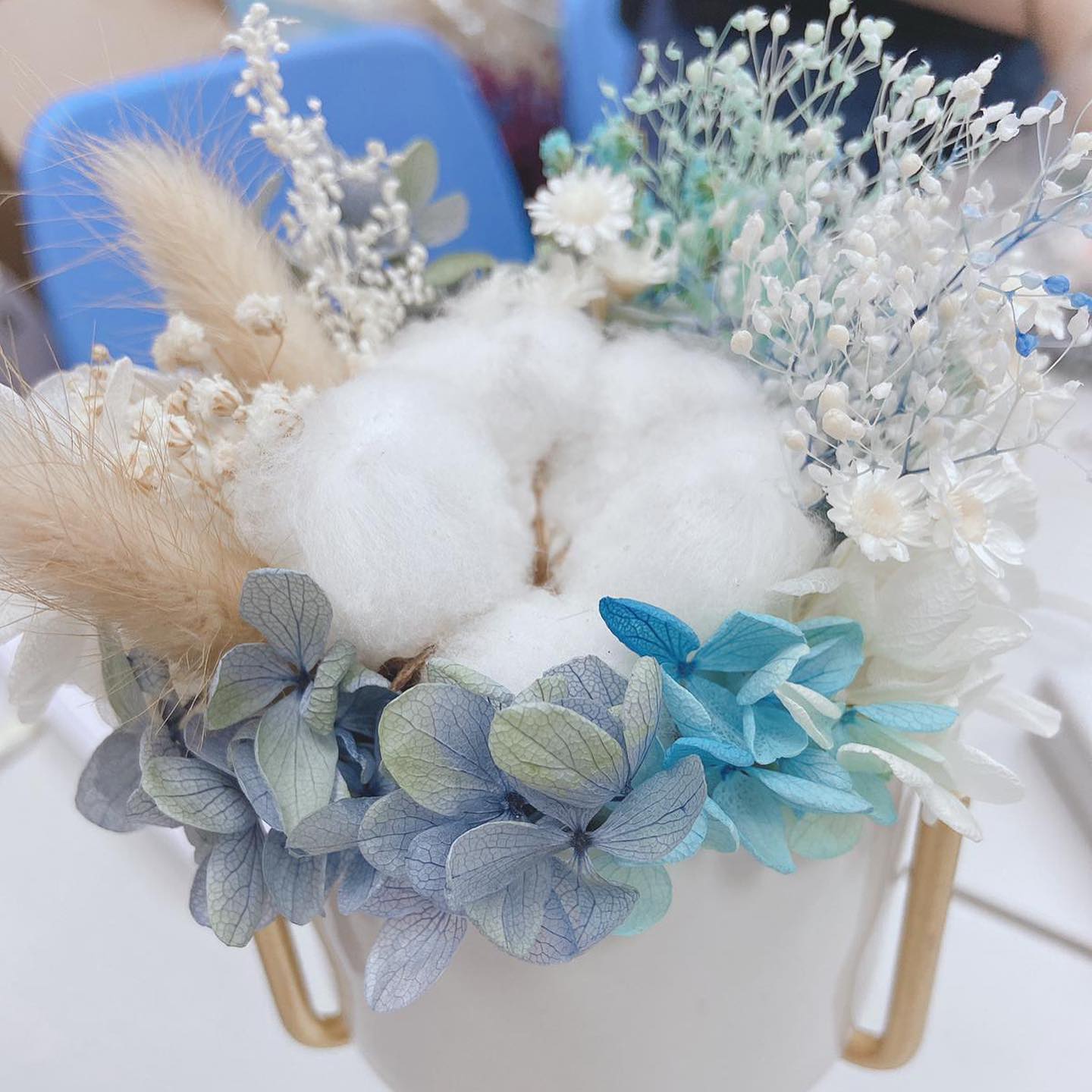 -乾花花樽- 乾花比起鮮花擺放及觀賞的時間較長🌺🌺... - sea_of_flowers_6 | Facebook