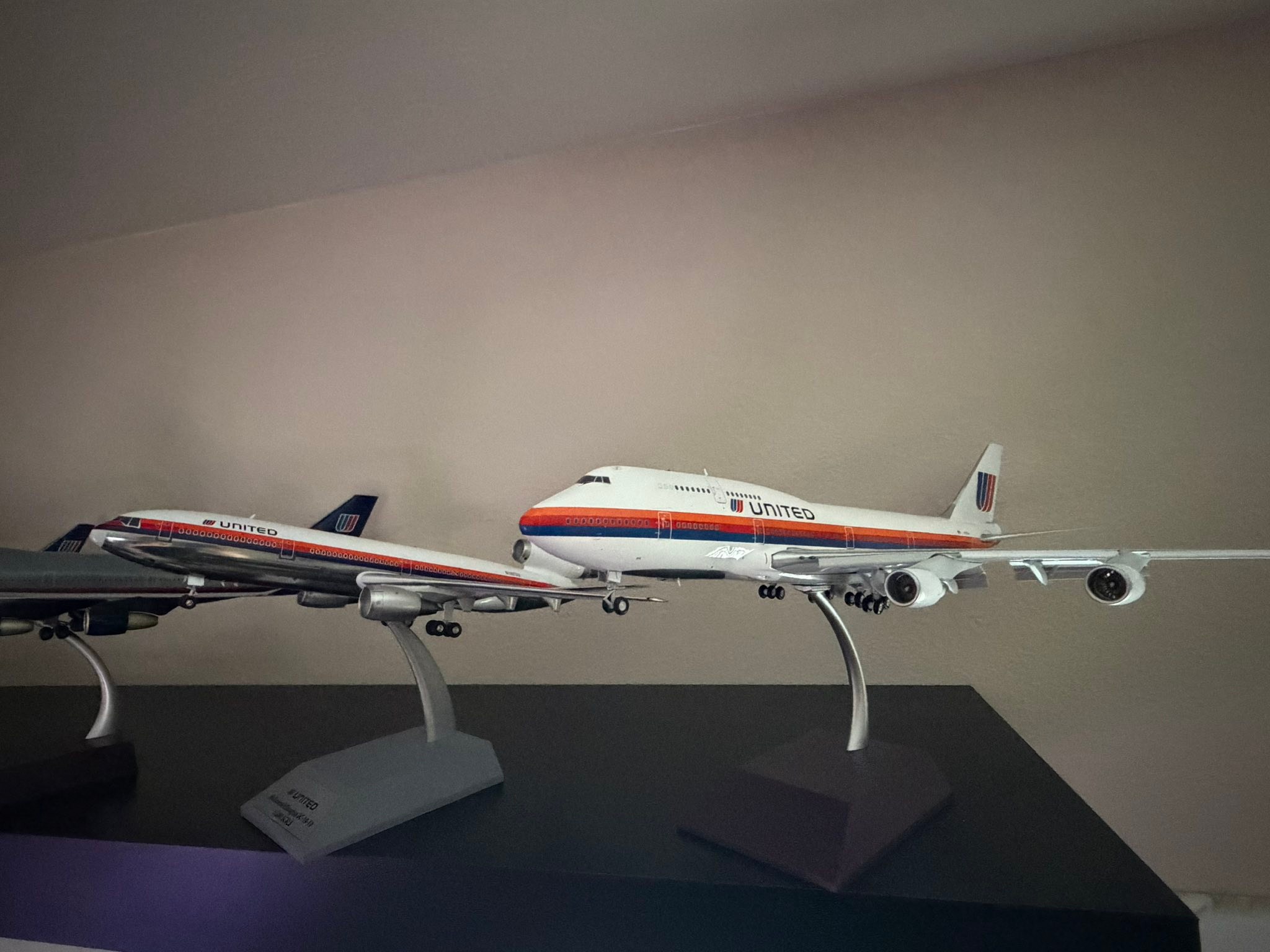 United Airlines 1:200 scale diecast model collection