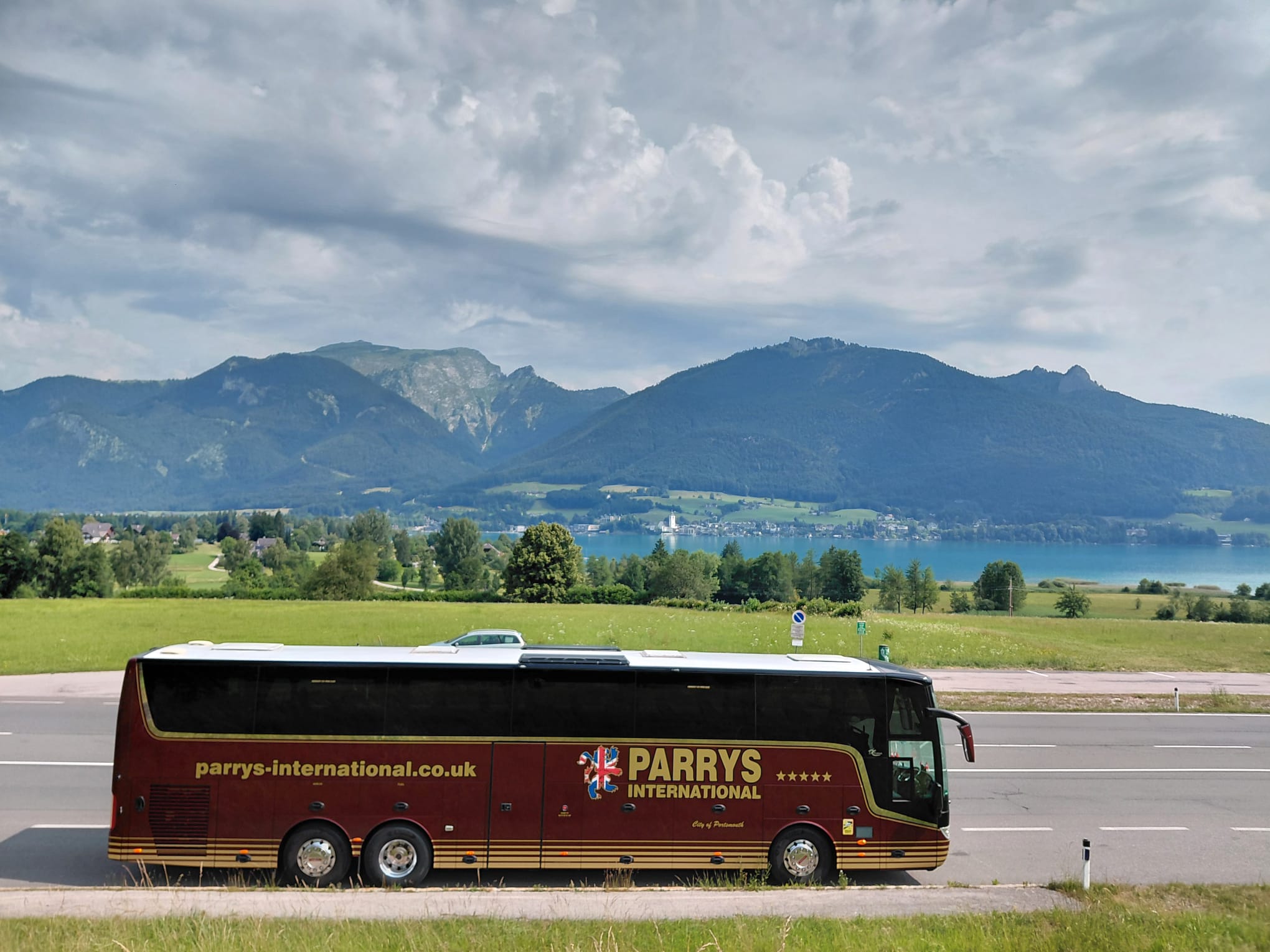 Parrys - FLASHBACK FRIDAY - The fantastic views on our Austrian Lakes ...