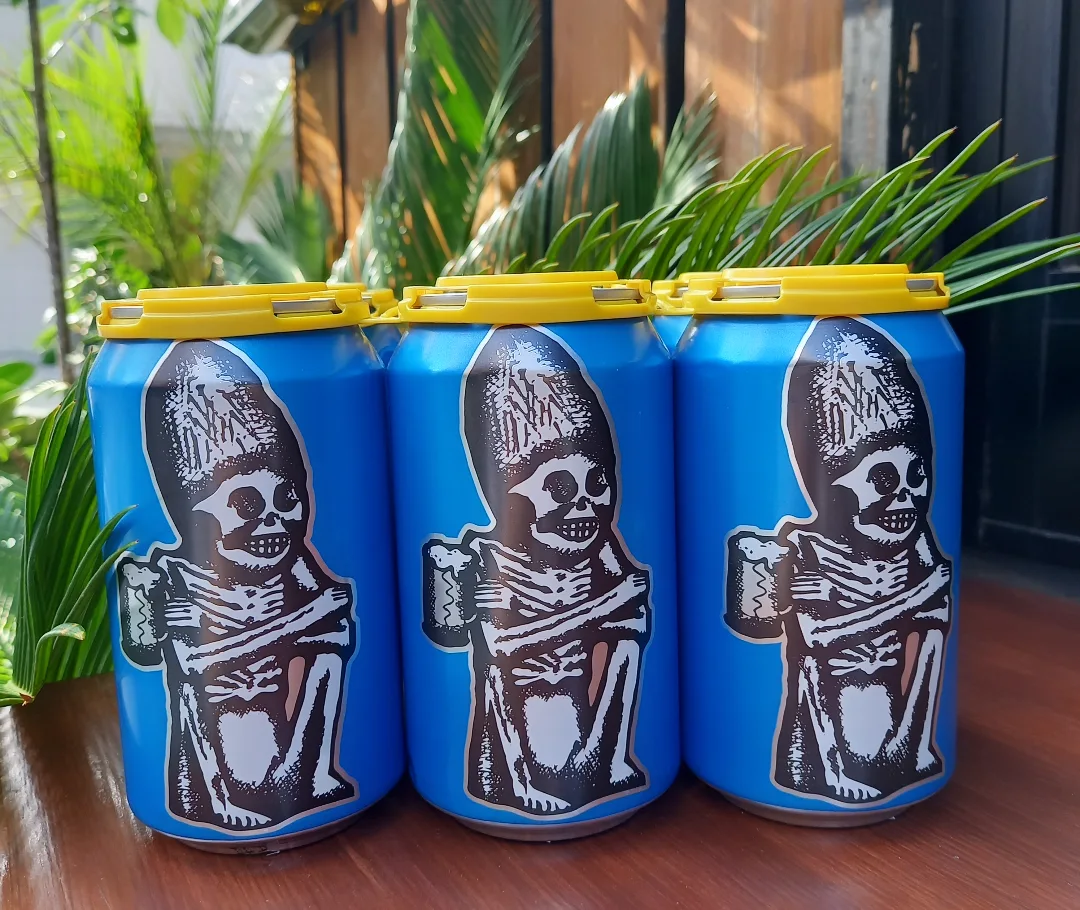 ポートランドから来てるローグエールズファン発見！ 現地ではもう飲め
