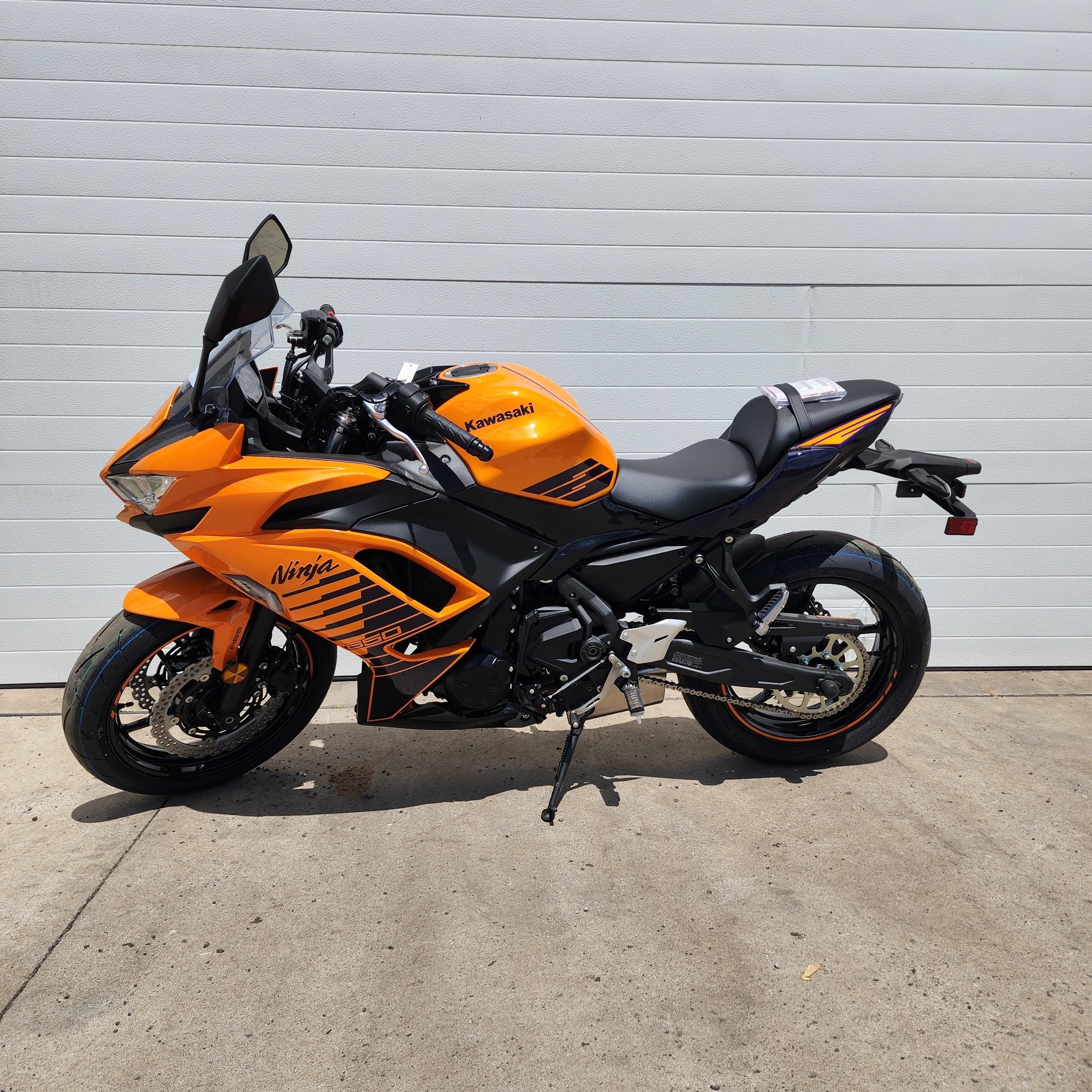 2025 Kawasaki Ninja 650 ABS in candy steel furnace orange
