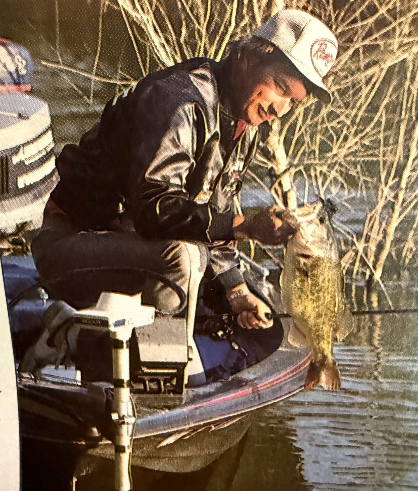 berkley fishing combo 5 rod rack black Fishing Lures Tackle Box collection_010201 Color:Green Limetreuse Tail The Berkley ceiling/wall rod