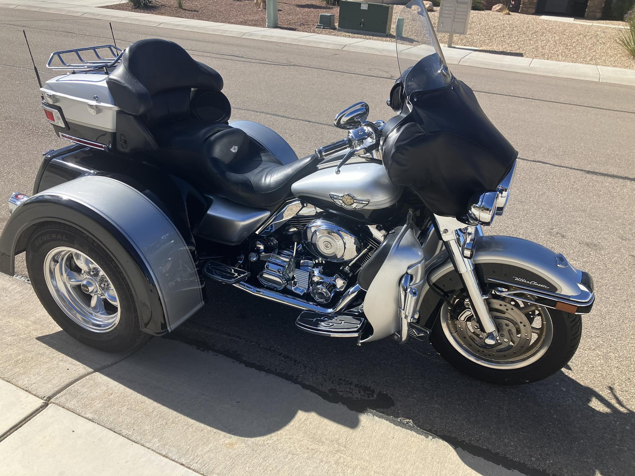 What can improve a 2003 Ultra Classic's performance with a trike