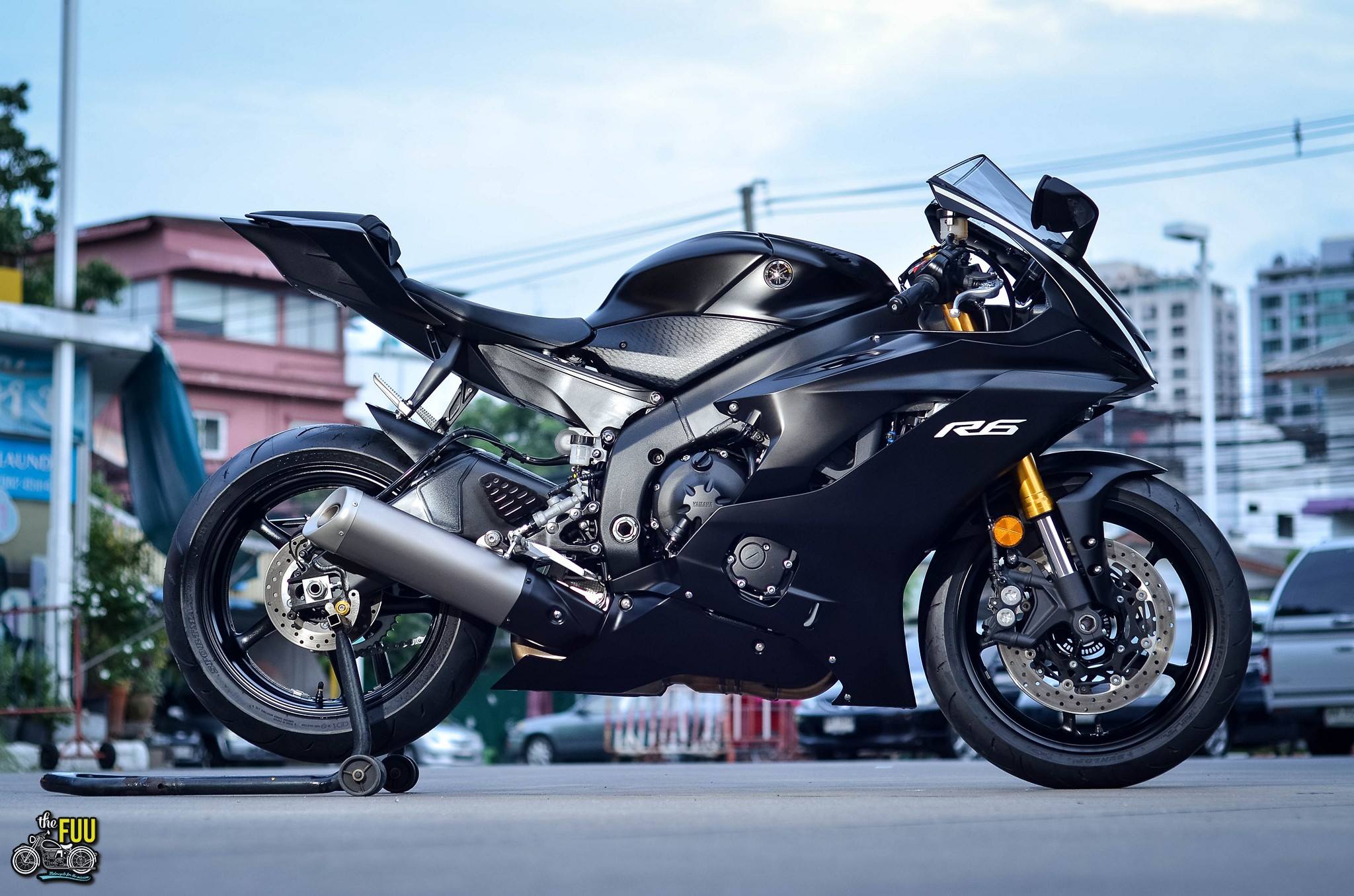 Champ Chawaphon - Yamaha R6 2017 ด้วยดีไซน์ และ รูปลักษณ์... | Facebook