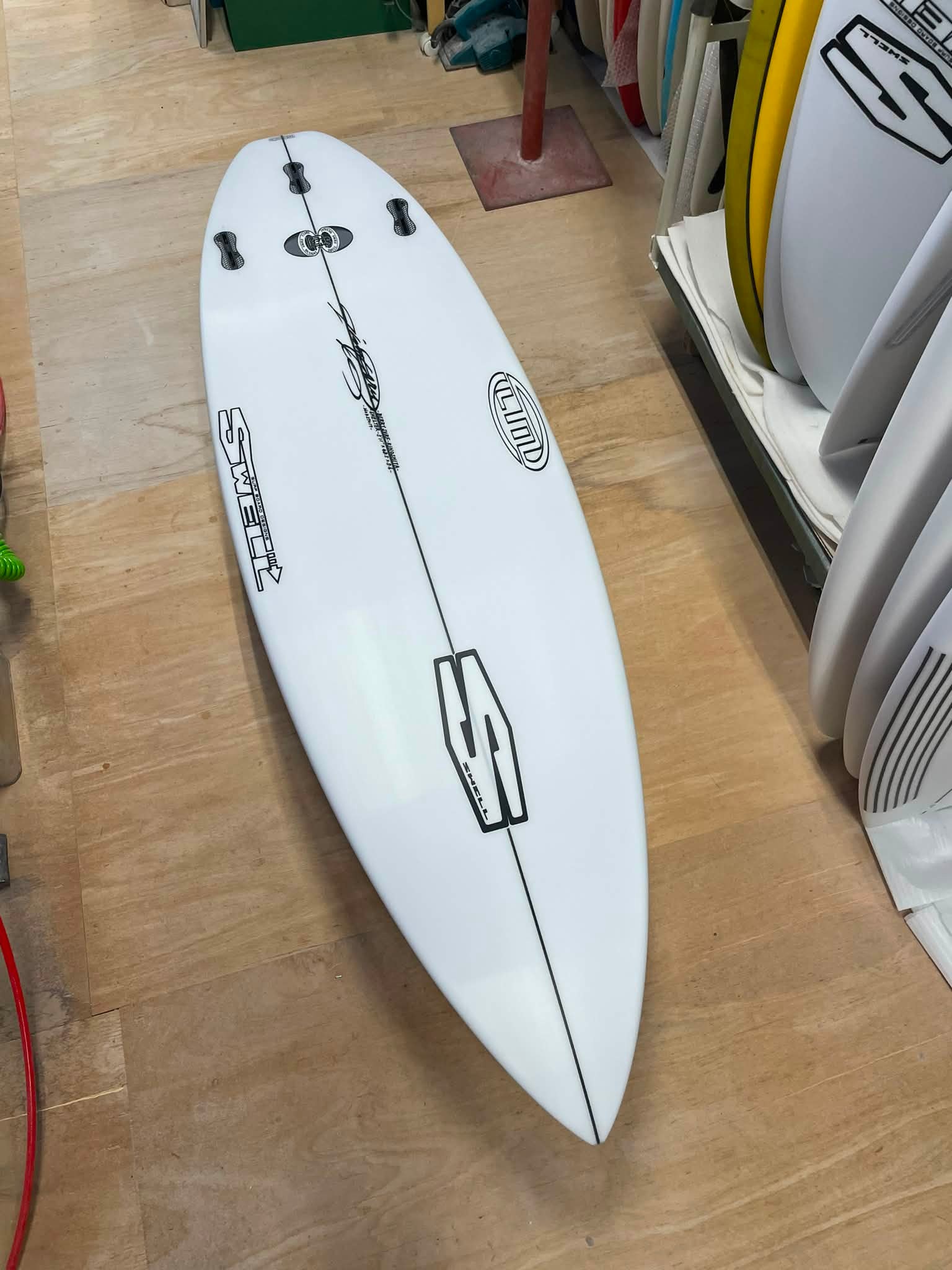 SWELL Surfboard