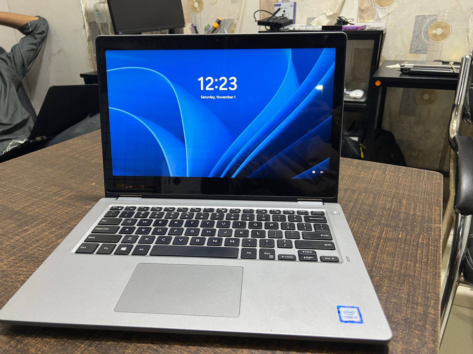 Dell Latitude3310 i5 8GB SSD256 Win11対応