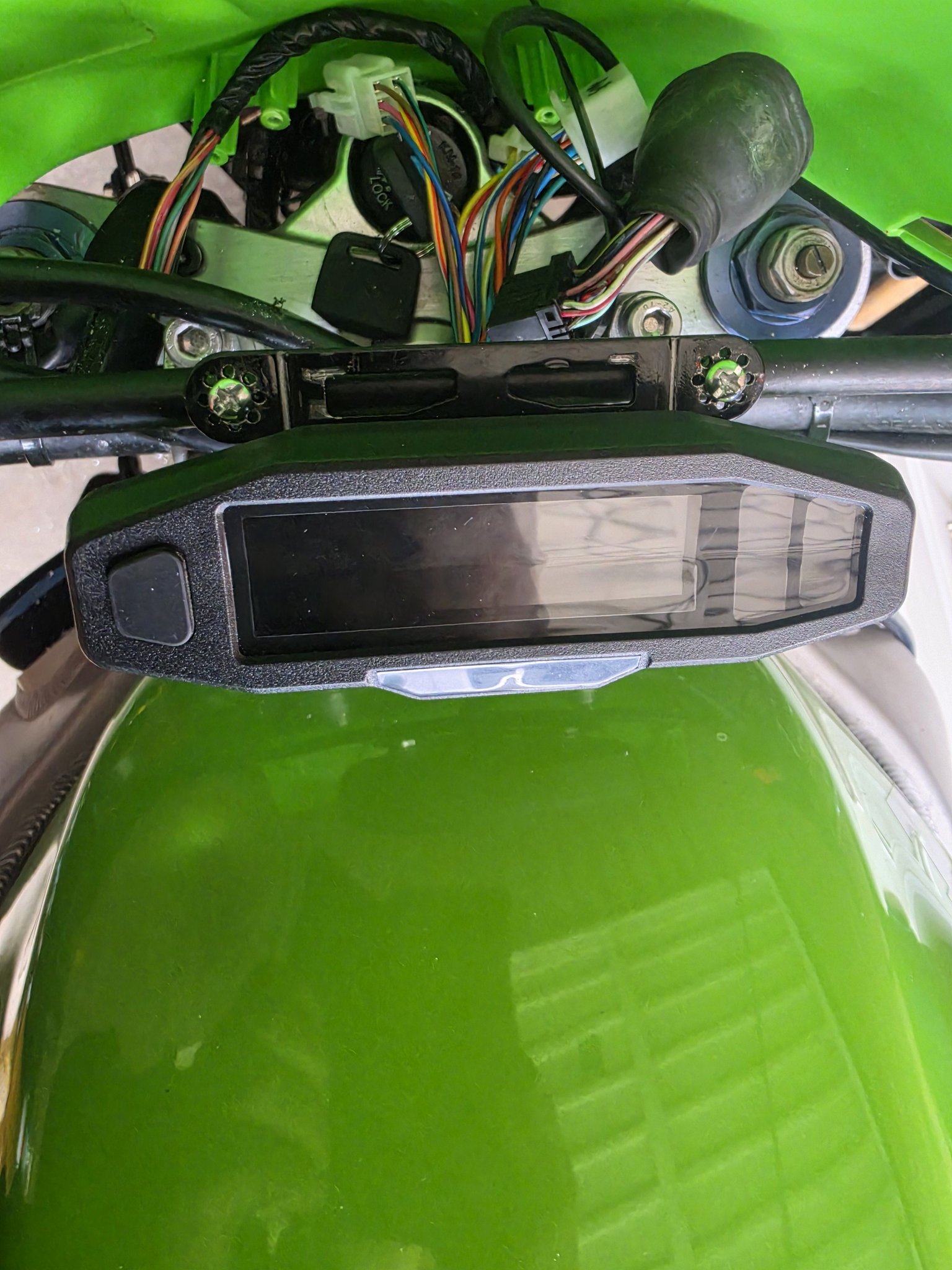 Kawasaki ninja zx10r assembly almost finished