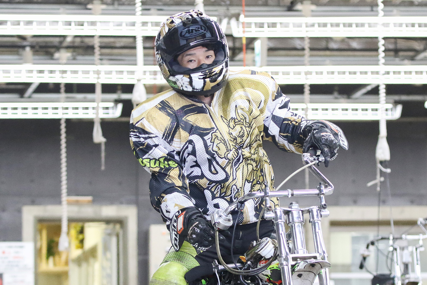 川口オートレース - 内外自在の攻めで他を圧倒した永井大介選手 | Facebook