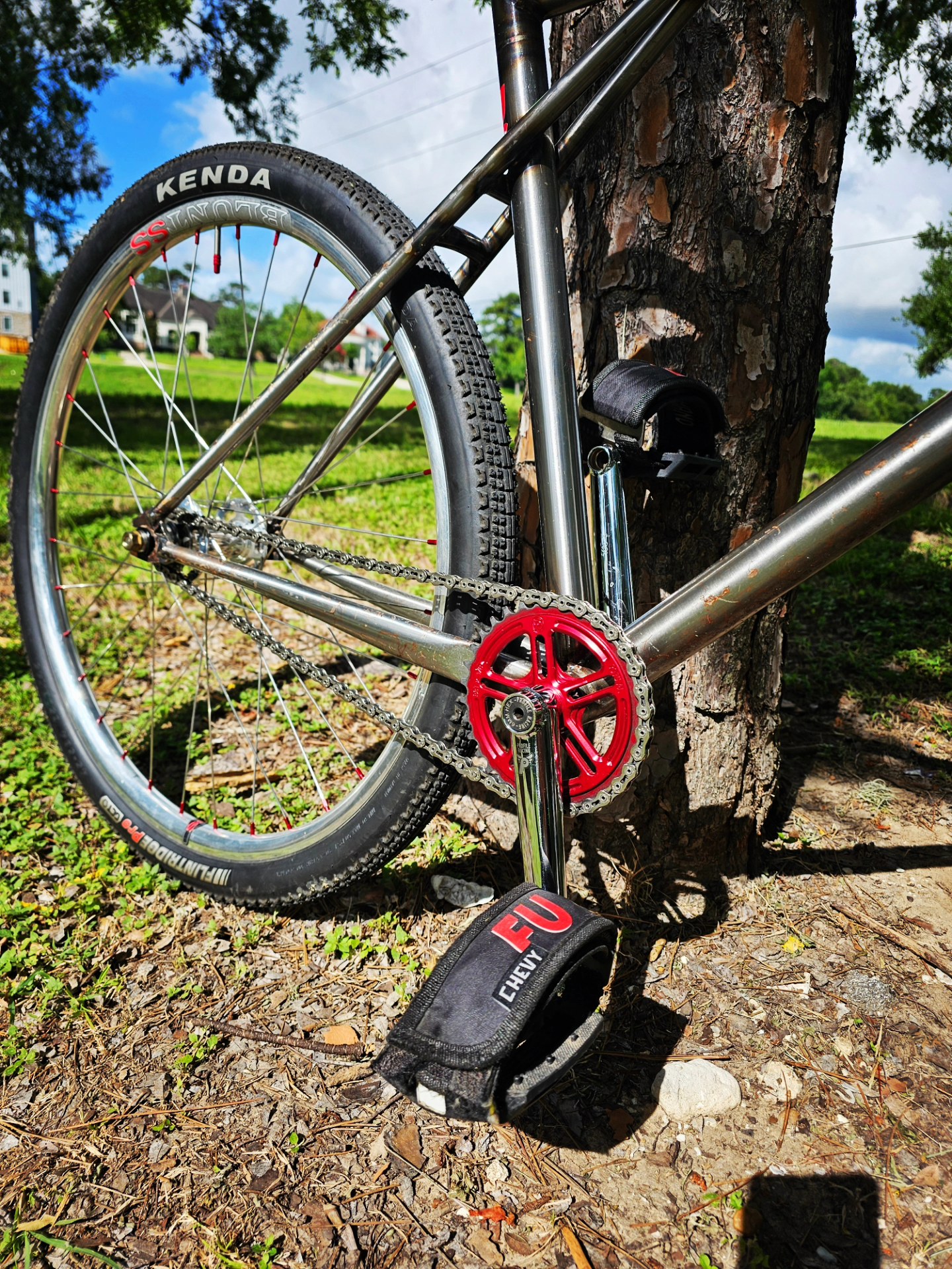 BOMBTRACK リアハブ BMX FGFS 120mm 14mm 10t 自転車 BOMBTRACK リアハブ BMX FGFS 120mm 14mm 10t
