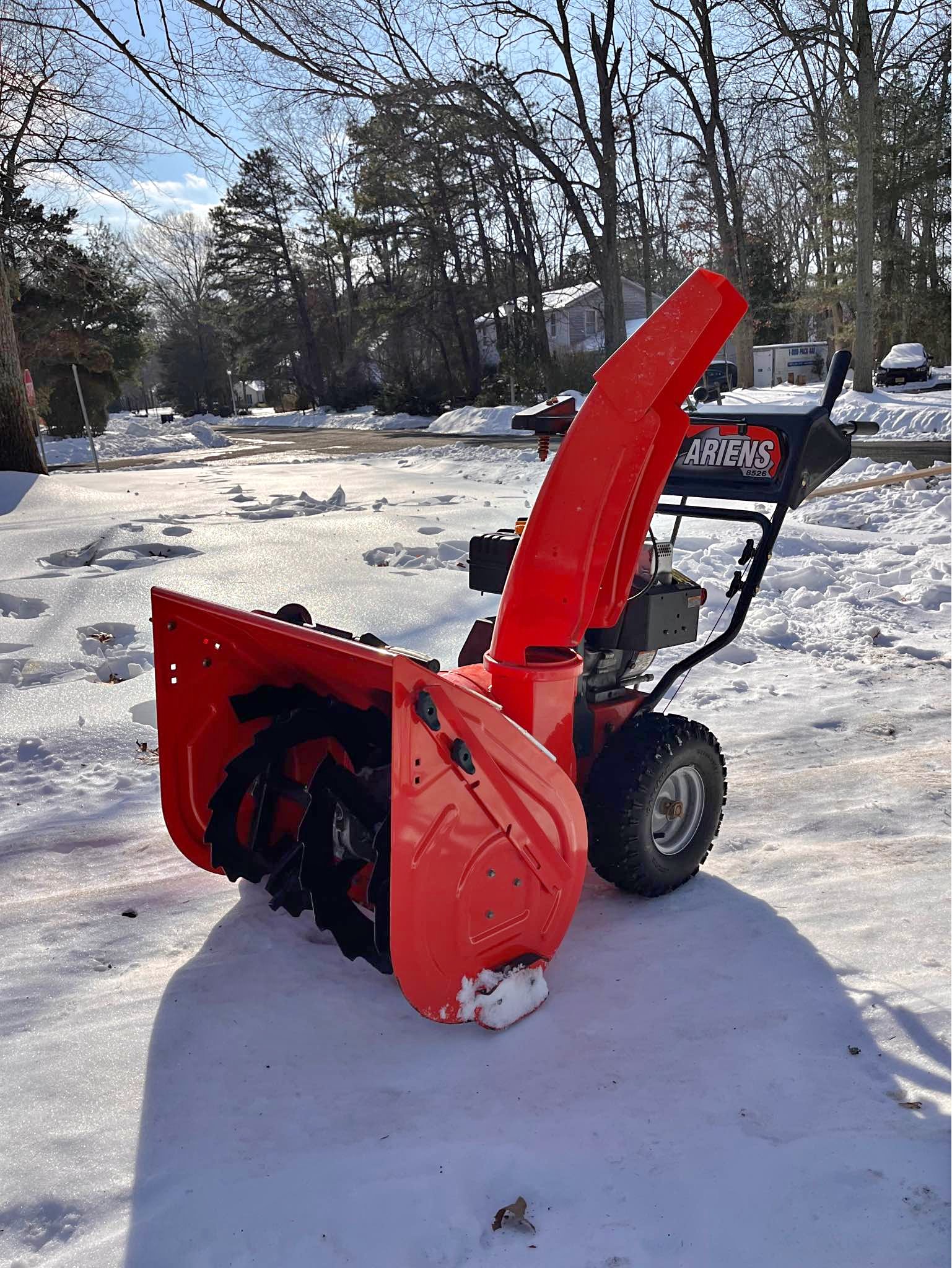 Ariens 8526 Snow Blower